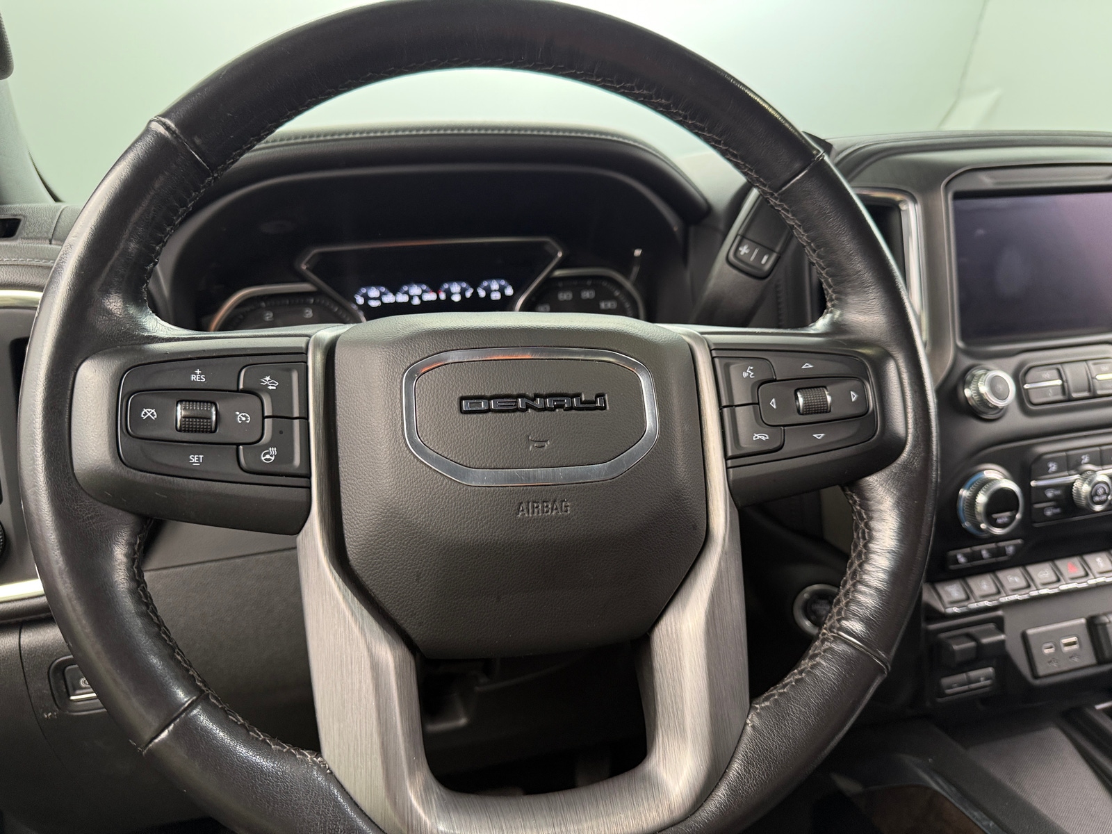 Thumbnail: 2022 GMC Sierra 2500 - 4