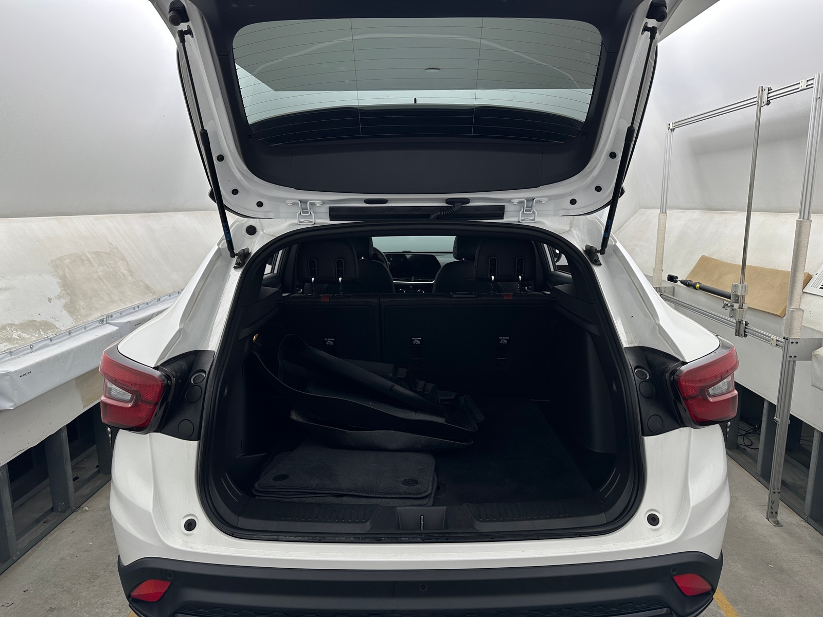 Thumbnail: 2025 Chevrolet Trax - 6