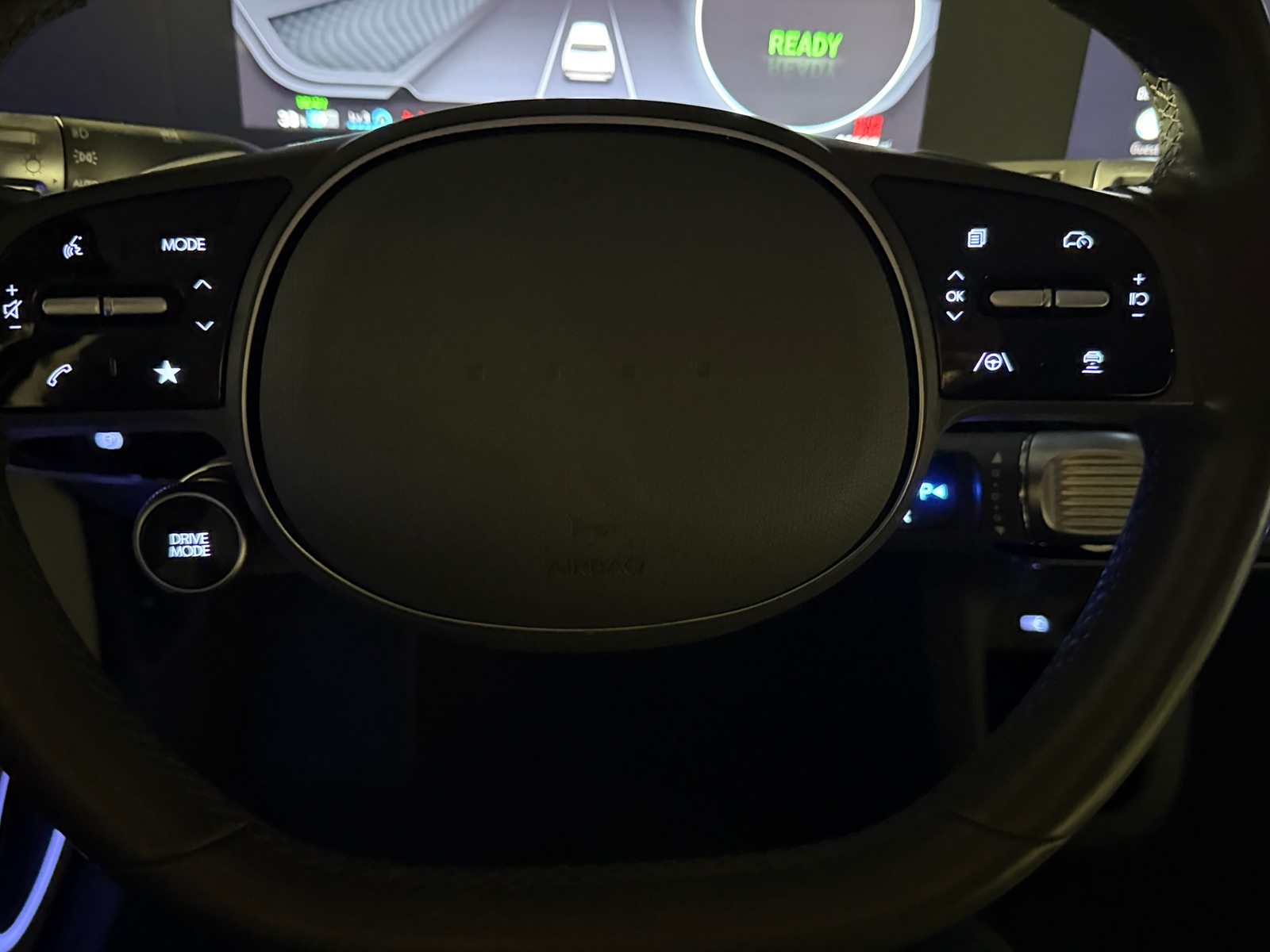 Thumbnail: 2023 Hyundai Ioniq 5 - 4