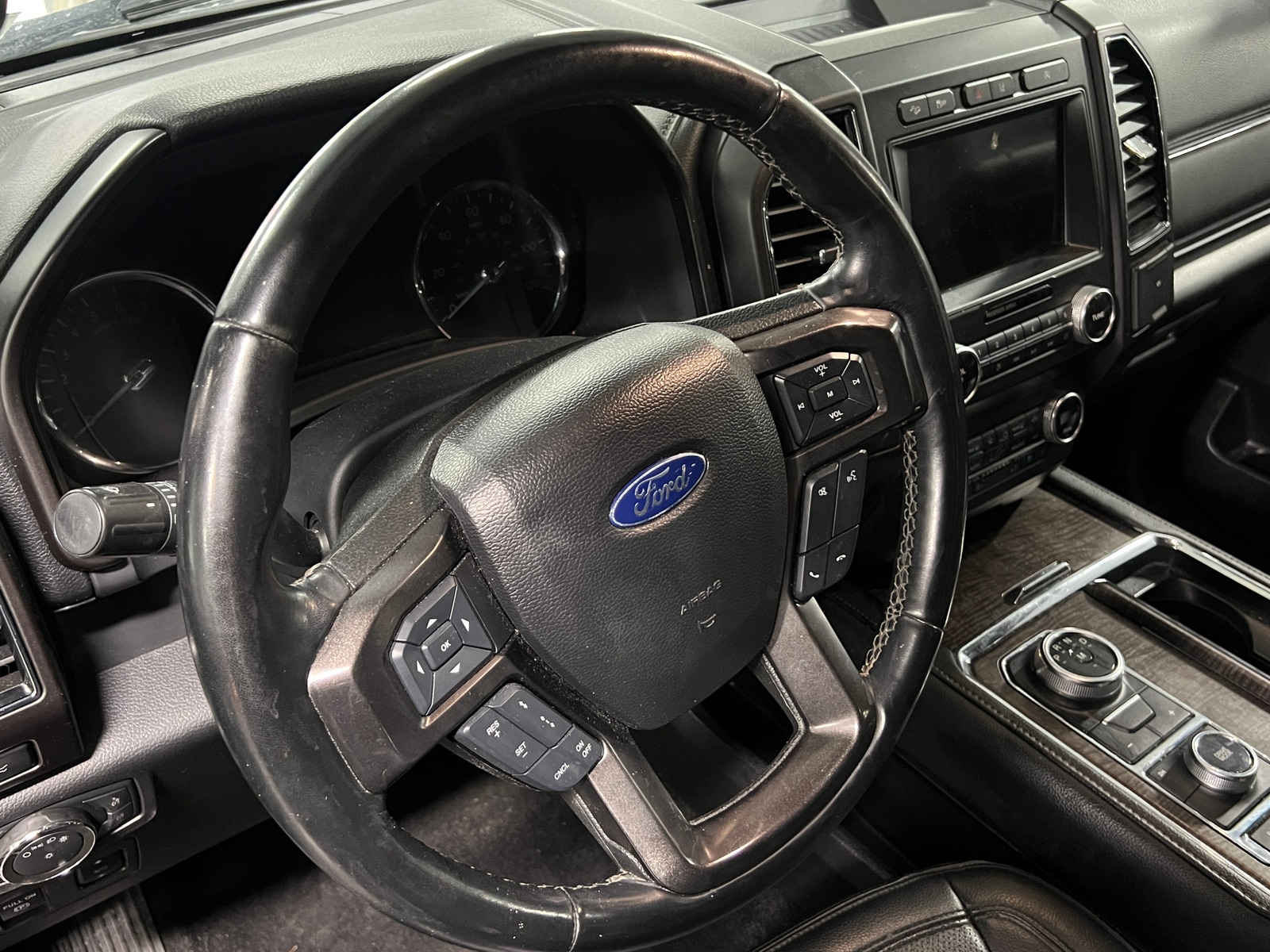 Thumbnail: 2021 Ford Expedition - 4