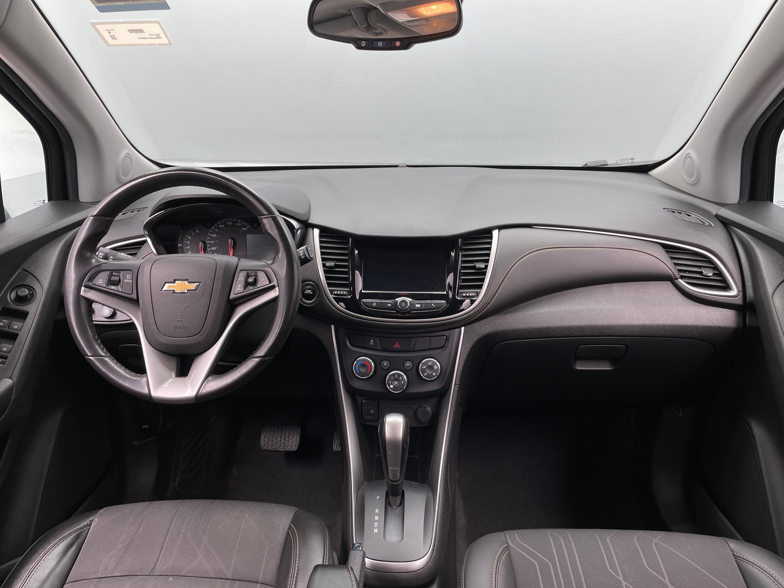 Thumbnail: 2020 Chevrolet Trax - 3