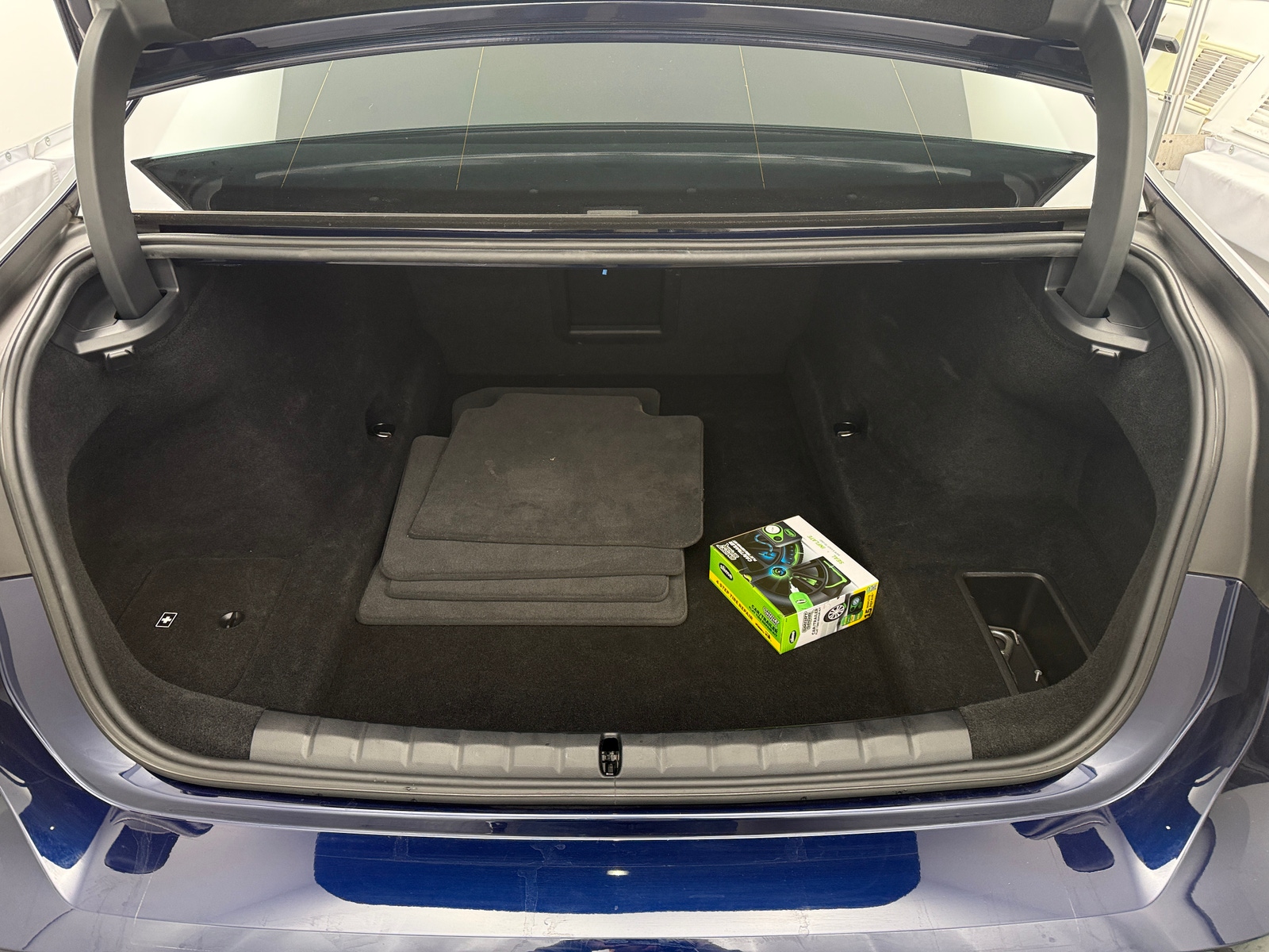 Thumbnail: 2023 BMW 7 Series - 6