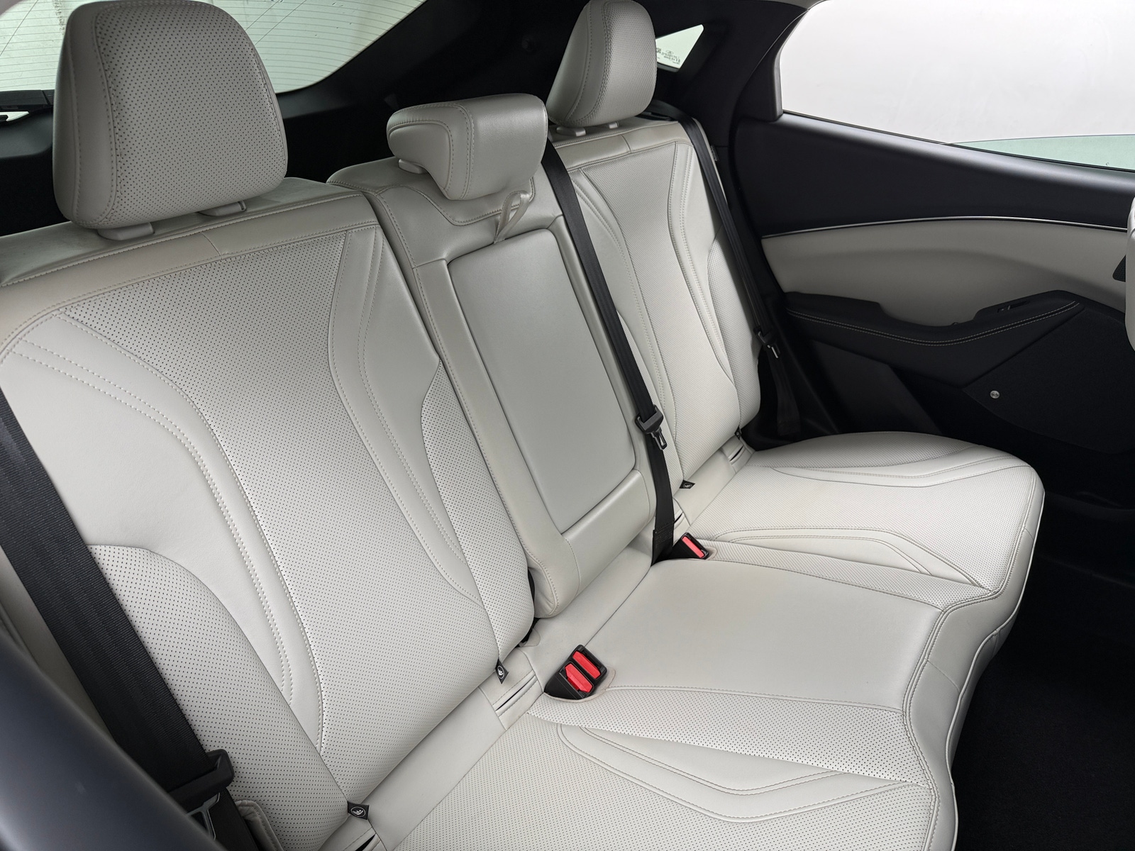 Thumbnail: 2021 Ford Mustang Mach-E - 5