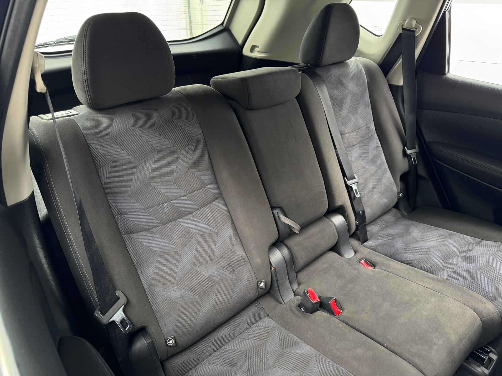 Thumbnail: 2015 Nissan Rogue - 6