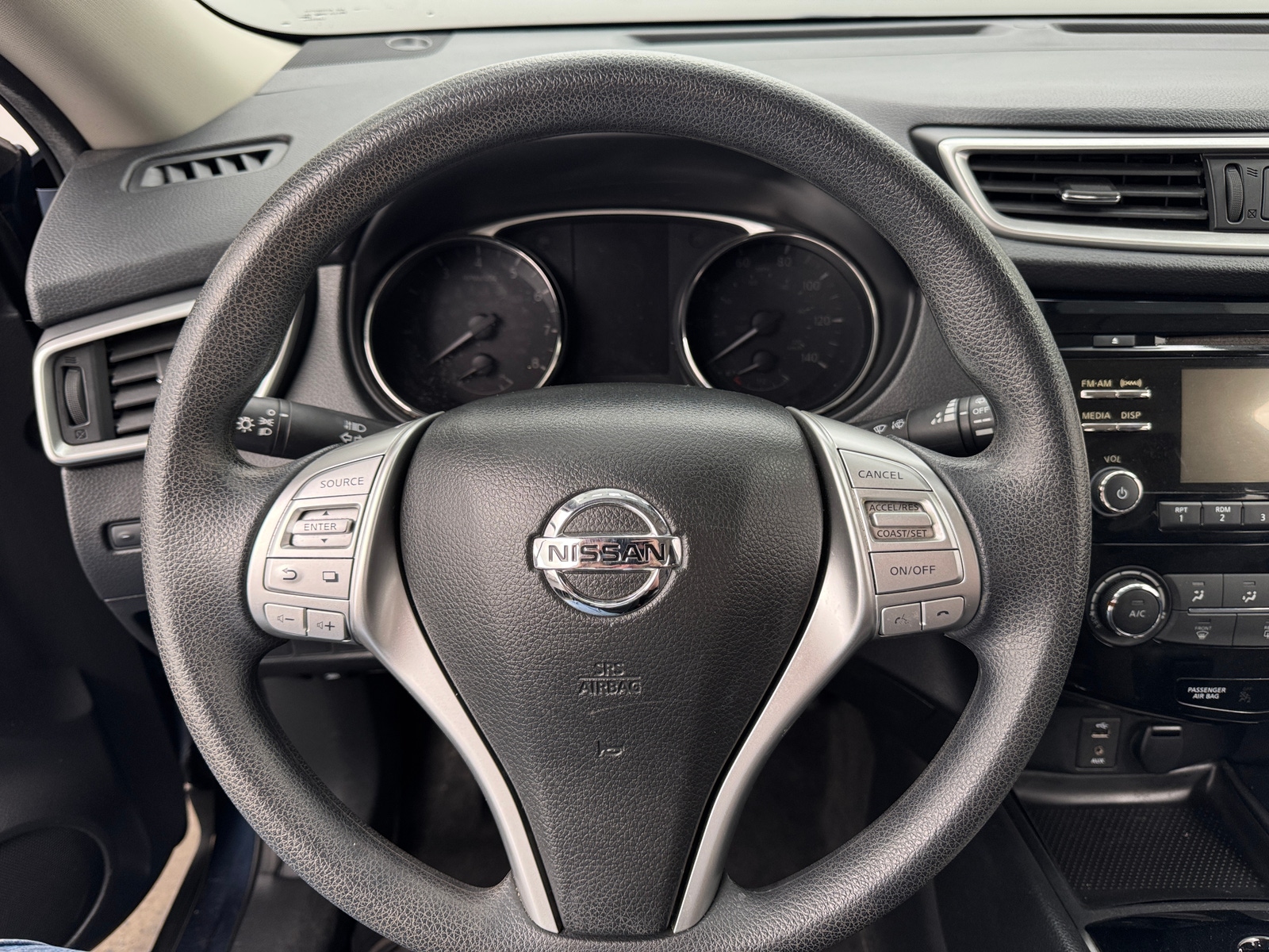 Thumbnail: 2015 Nissan Rogue - 5