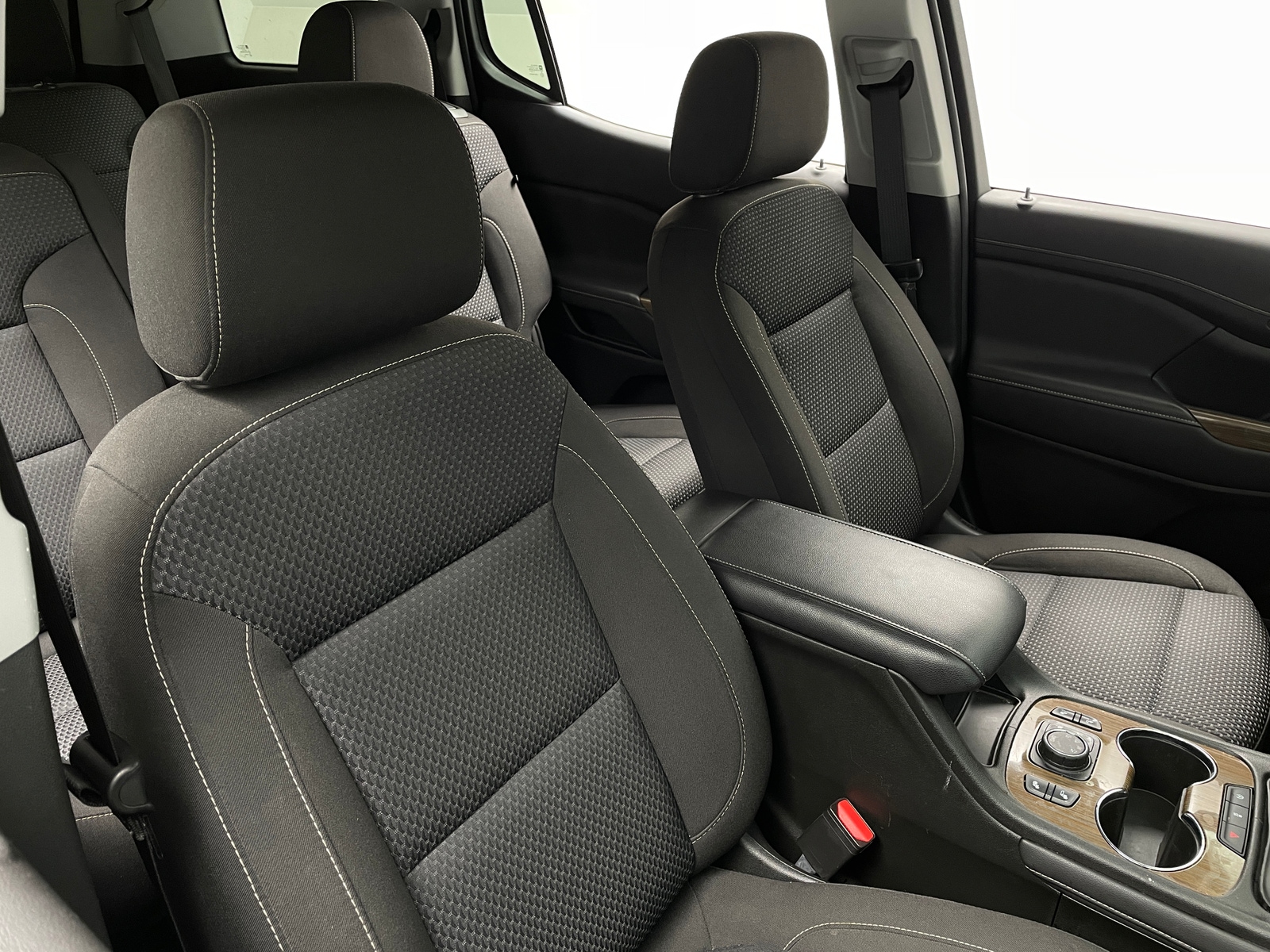 Thumbnail: 2023 GMC Acadia - 2