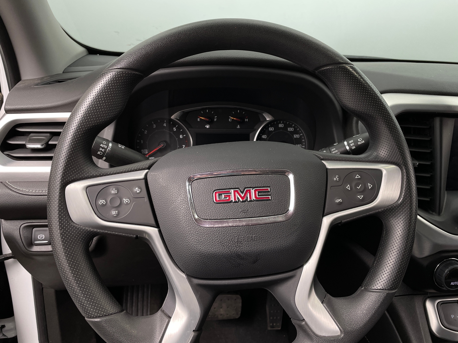 Thumbnail: 2023 GMC Acadia - 5