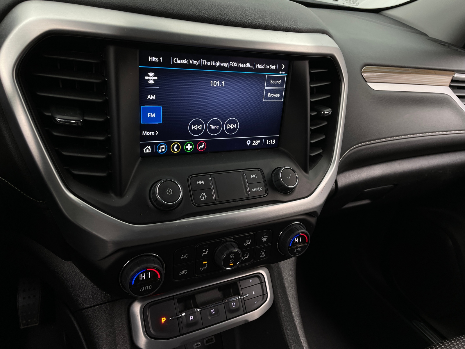 Thumbnail: 2023 GMC Acadia - 4