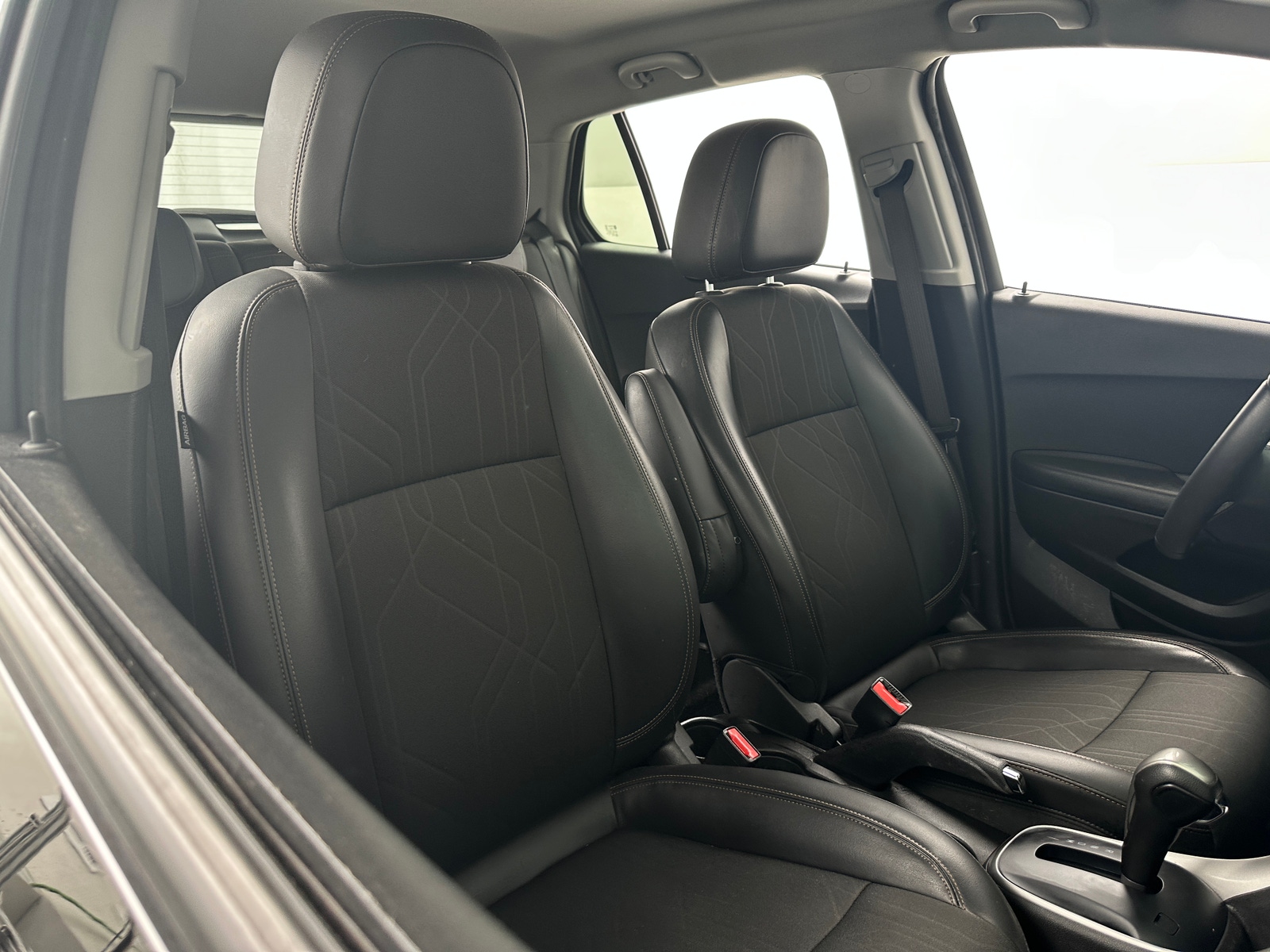 Thumbnail: 2022 Chevrolet Trax - 2