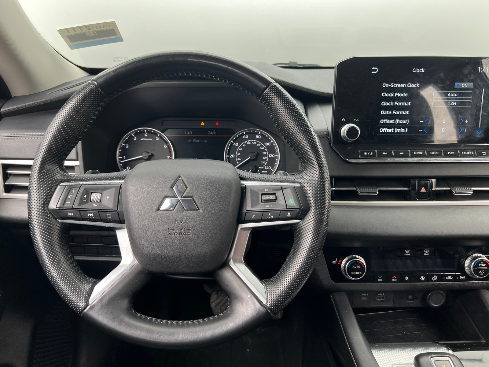 Thumbnail: 2022 Mitsubishi Outlander - 4