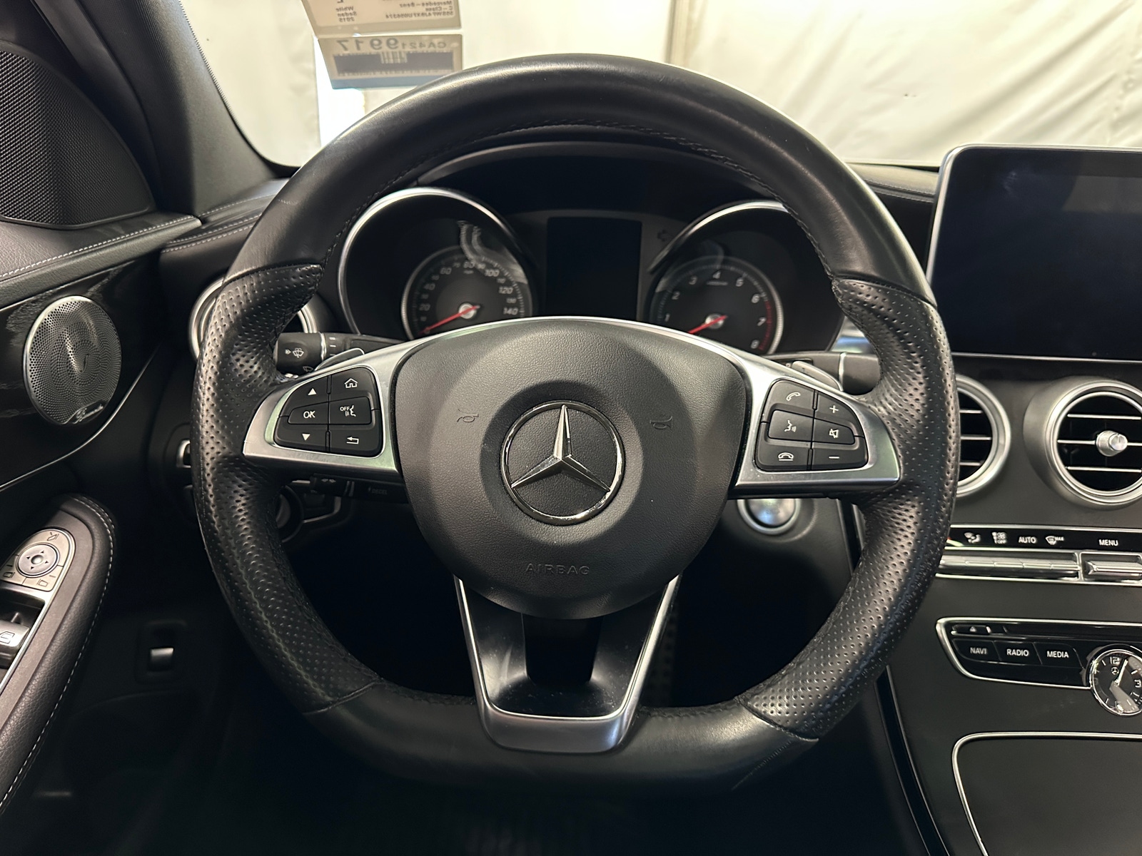 Thumbnail: 2015 Mercedes-Benz C-Class - 4