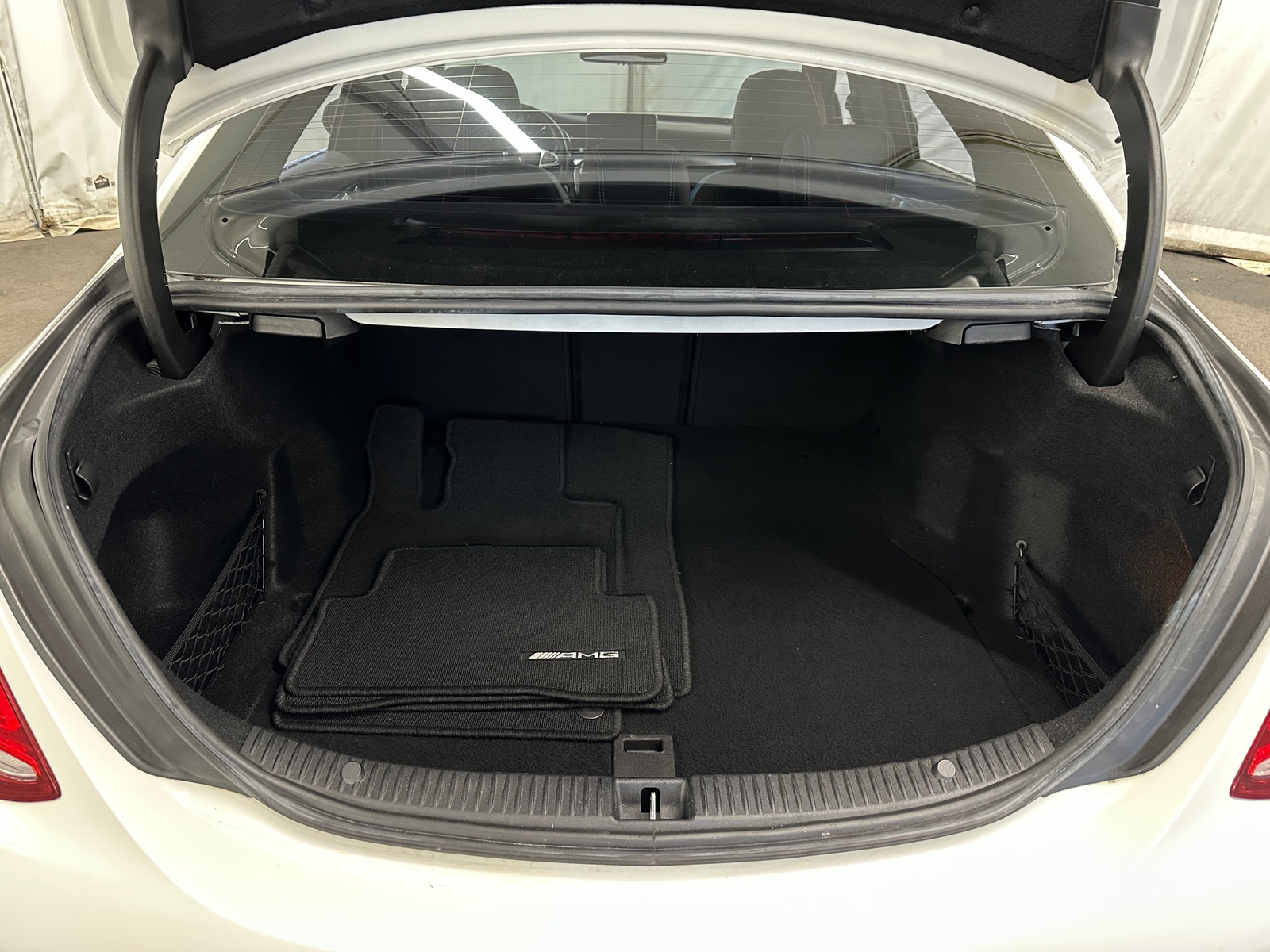 Thumbnail: 2015 Mercedes-Benz C-Class - 6