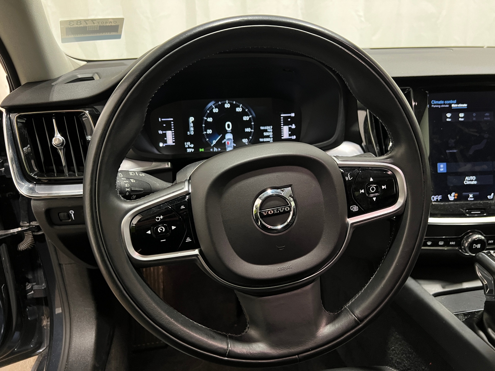 Thumbnail: 2019 Volvo S60 - 4