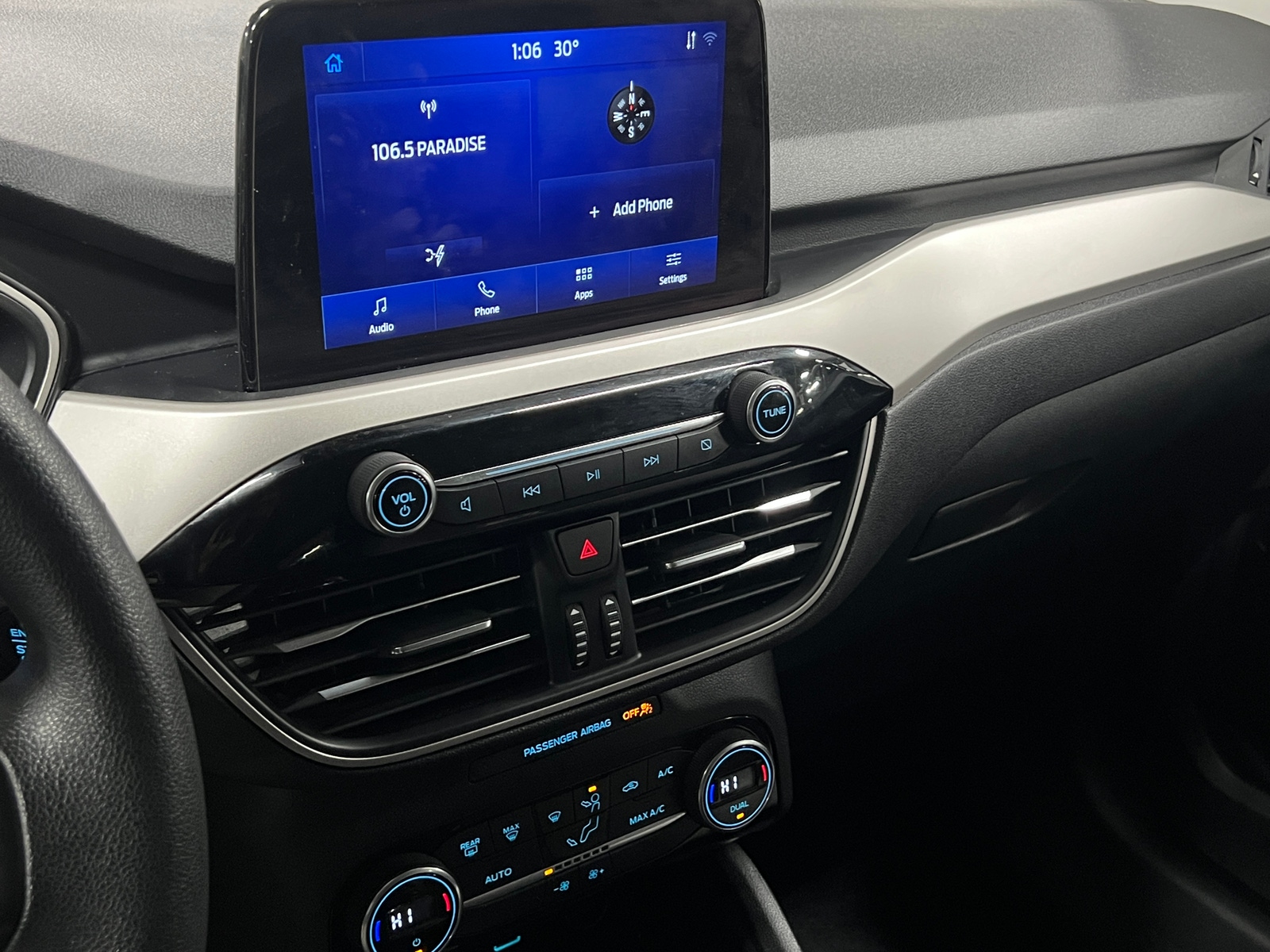 Thumbnail: 2021 Ford Escape - 4