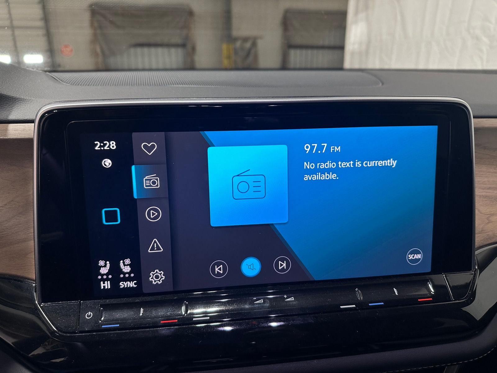 Thumbnail: 2024 Volkswagen Atlas - 3