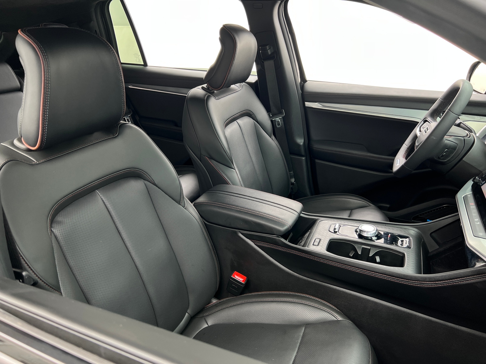 Thumbnail: 2024 Jeep Wagoneer S - 2