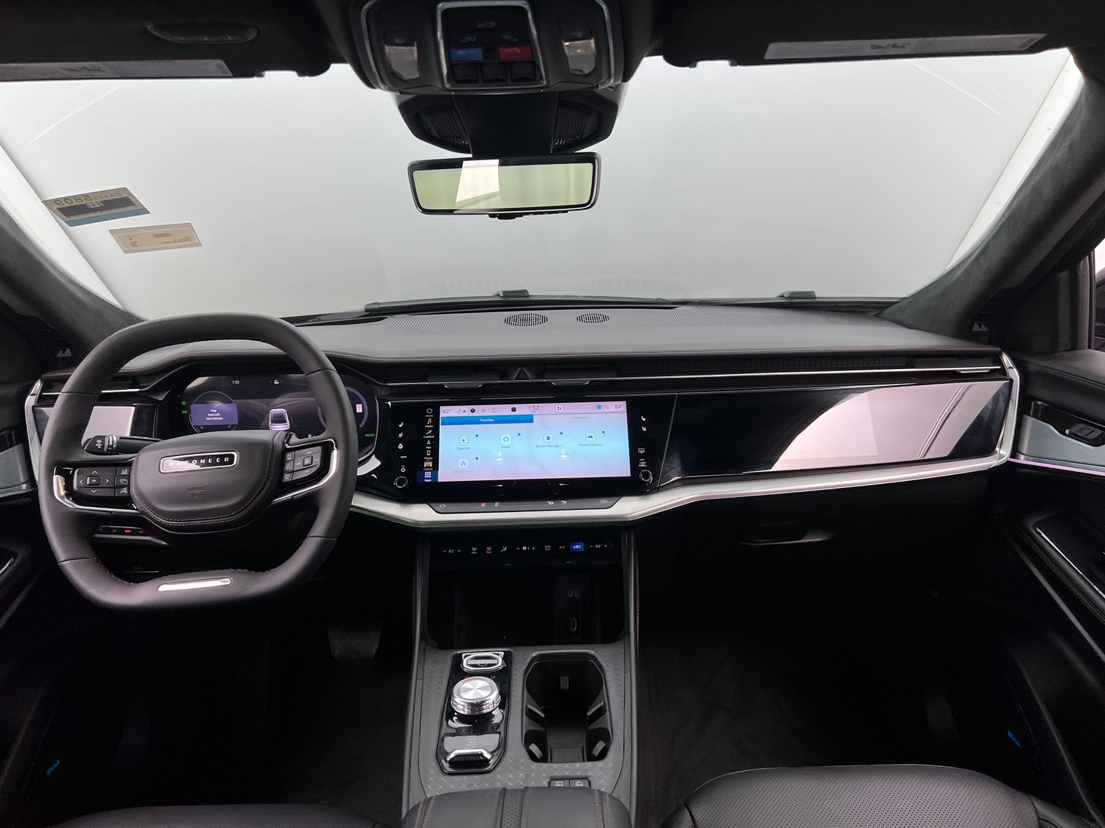 Thumbnail: 2024 Jeep Wagoneer S - 3