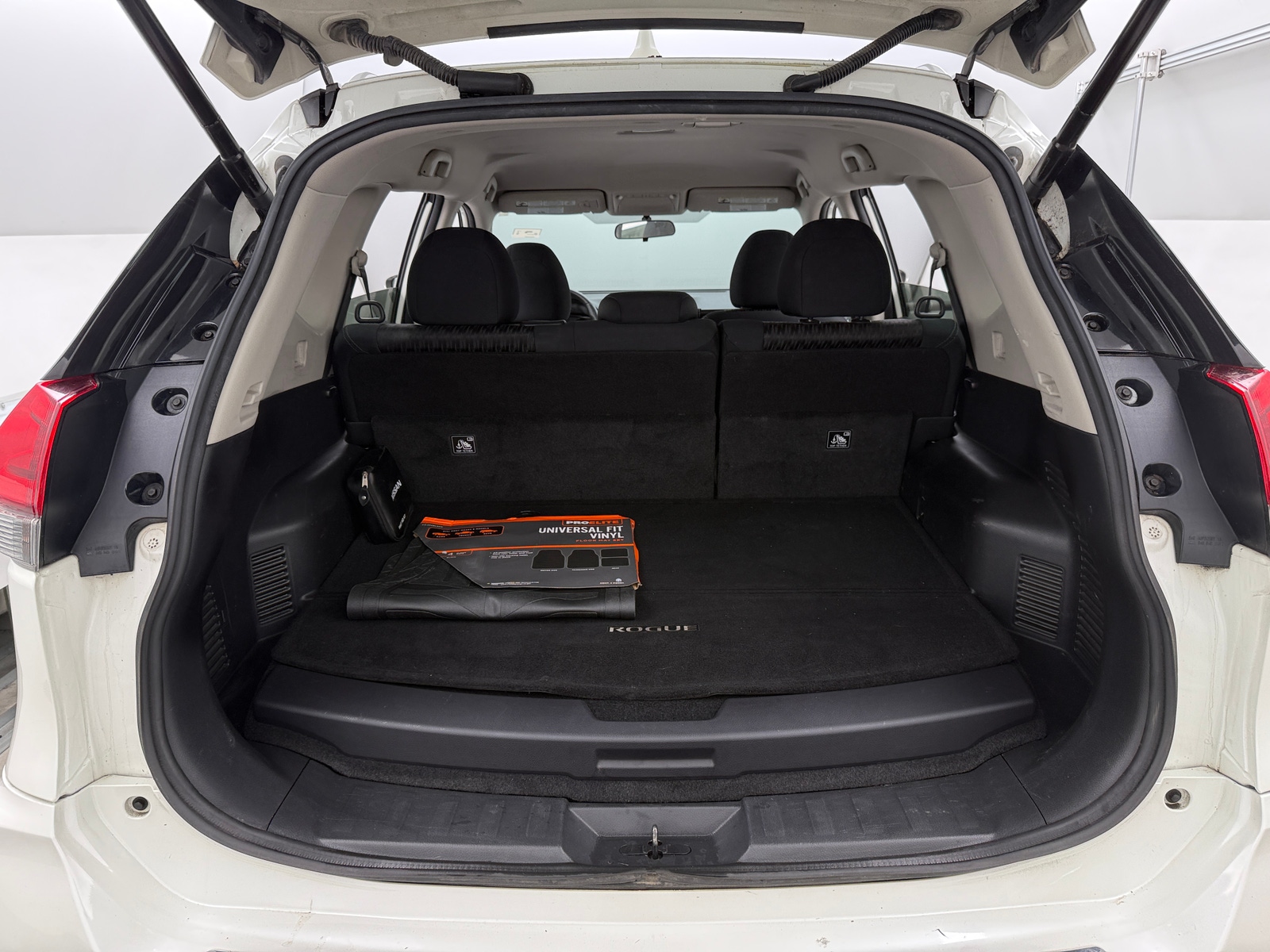 Thumbnail: 2018 Nissan Rogue - 7