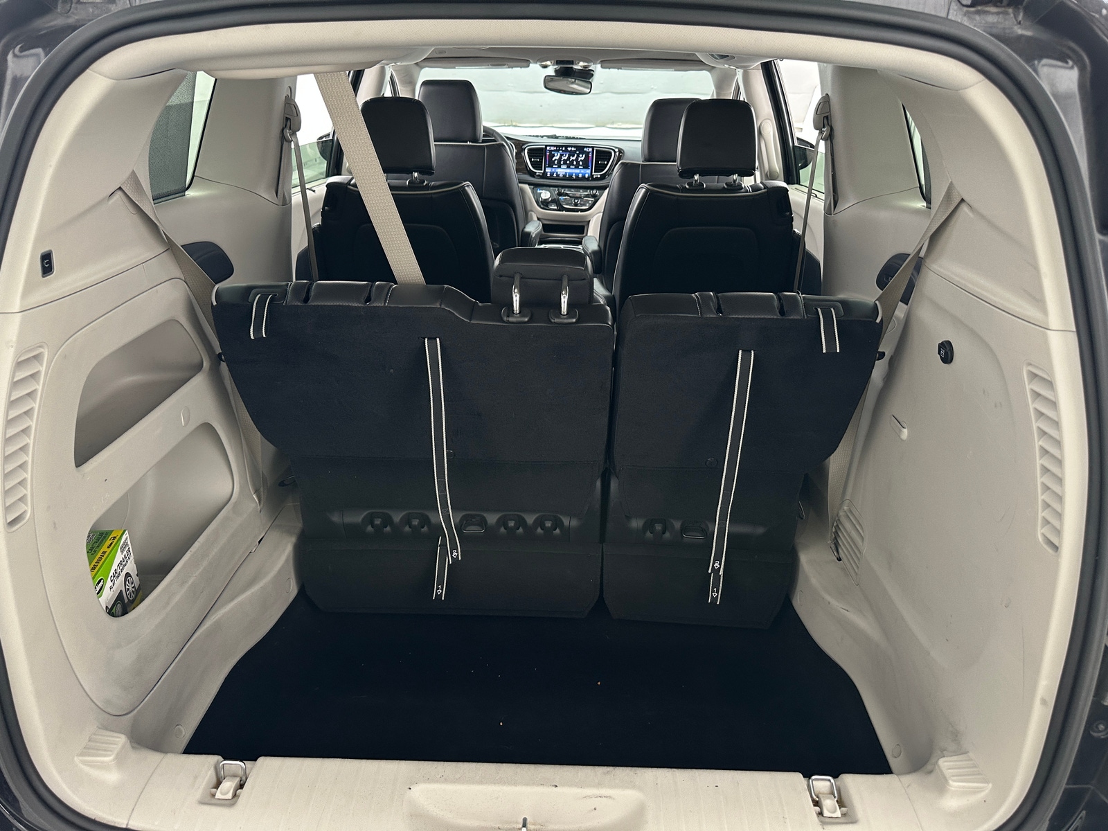 Thumbnail: 2024 Chrysler Pacifica - 6