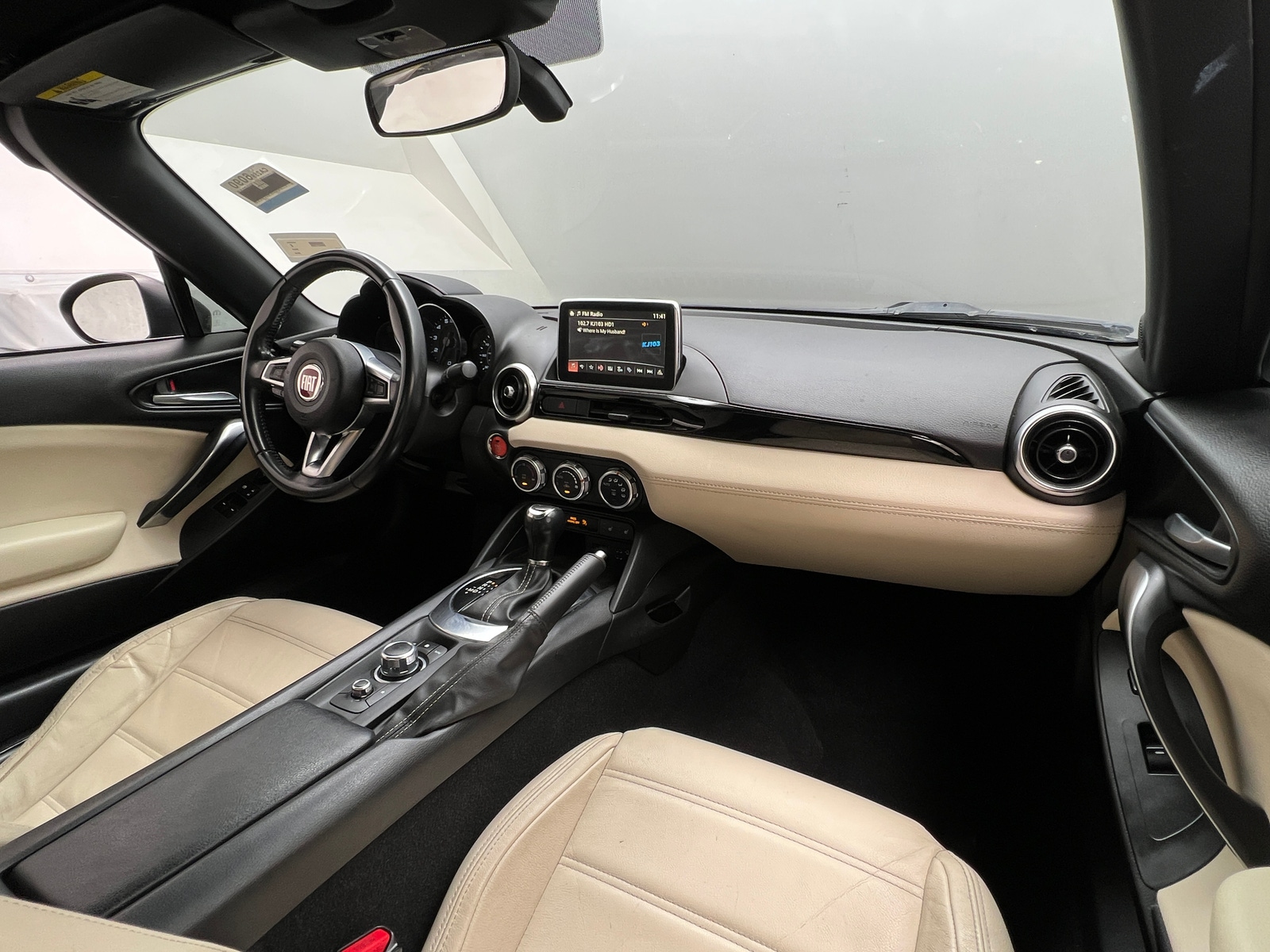 Thumbnail: 2018 Fiat 124 Spider - 2