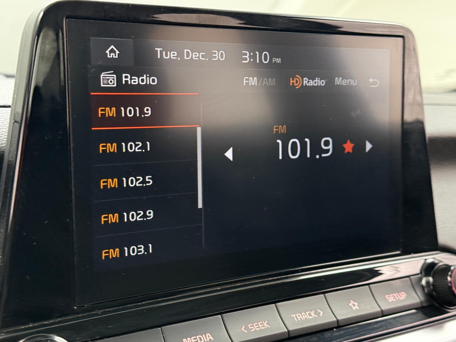 Thumbnail: 2024 Kia Forte - 4