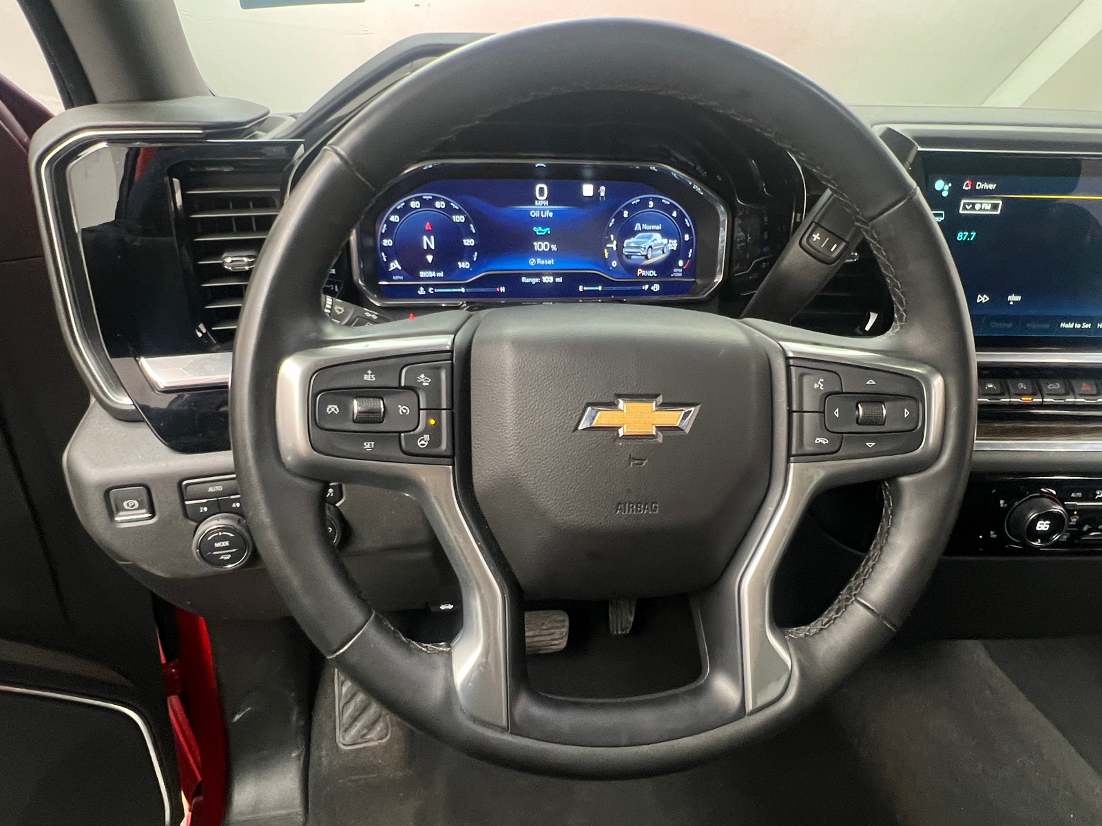 Thumbnail: 2023 Chevrolet Silverado 1500 - 5