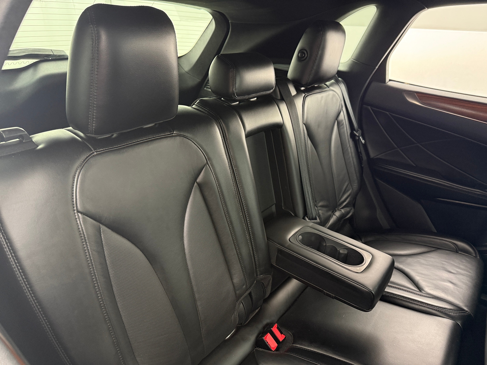 Thumbnail: 2017 Lincoln MKC - 5