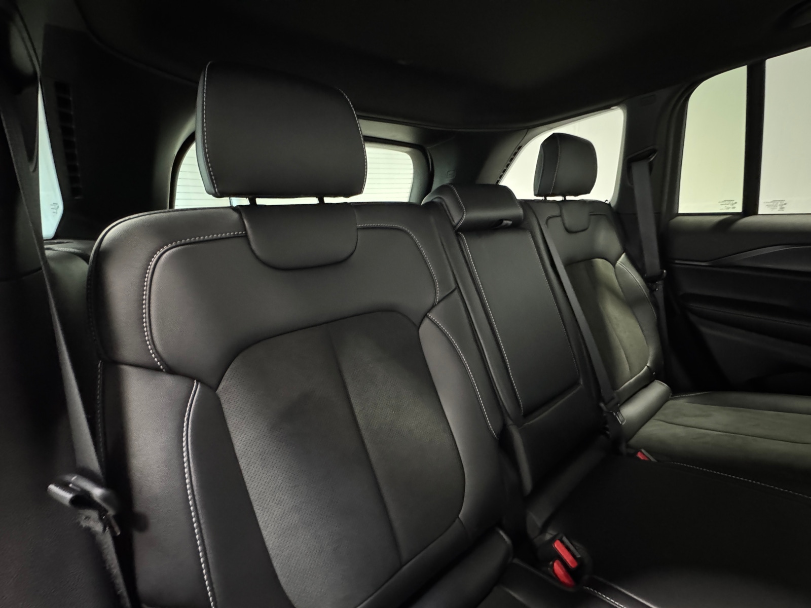 Thumbnail: 2025 Jeep Grand Cherokee - 5