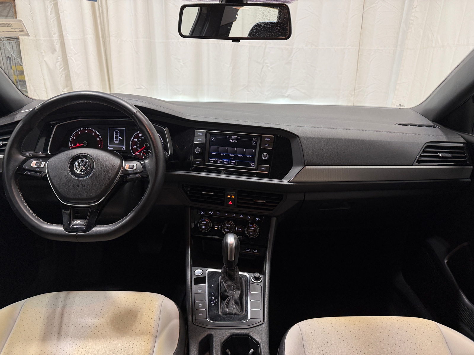 Thumbnail: 2021 Volkswagen Jetta - 3