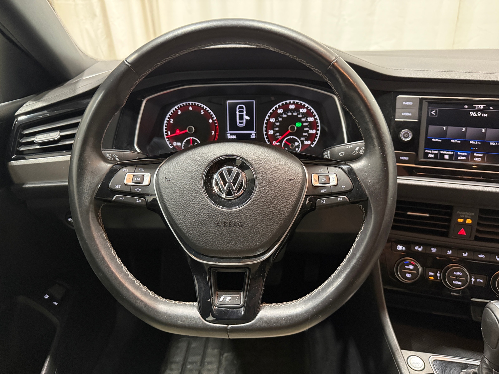 Thumbnail: 2021 Volkswagen Jetta - 5