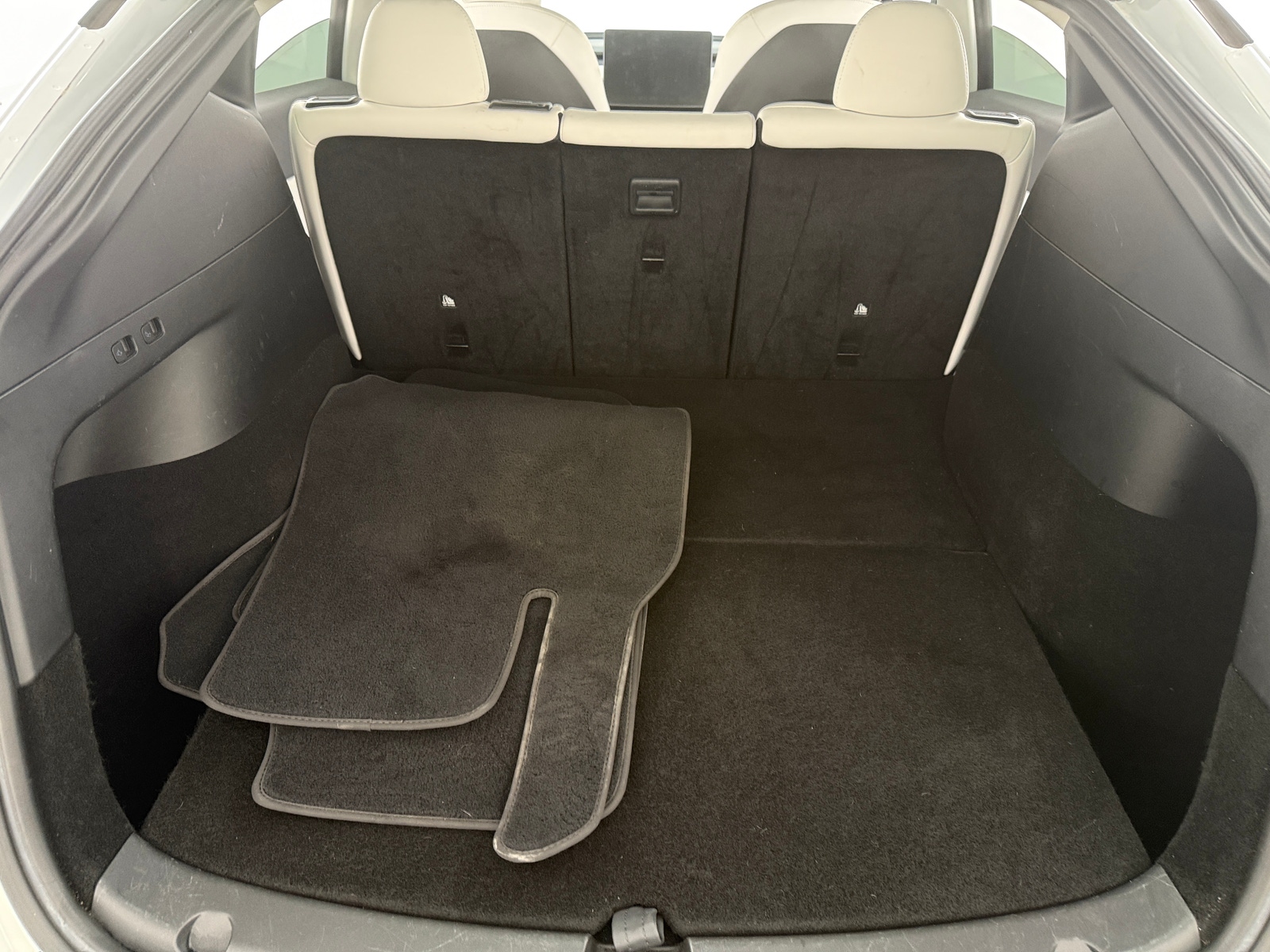 Thumbnail: 2022 Tesla Model Y - 6