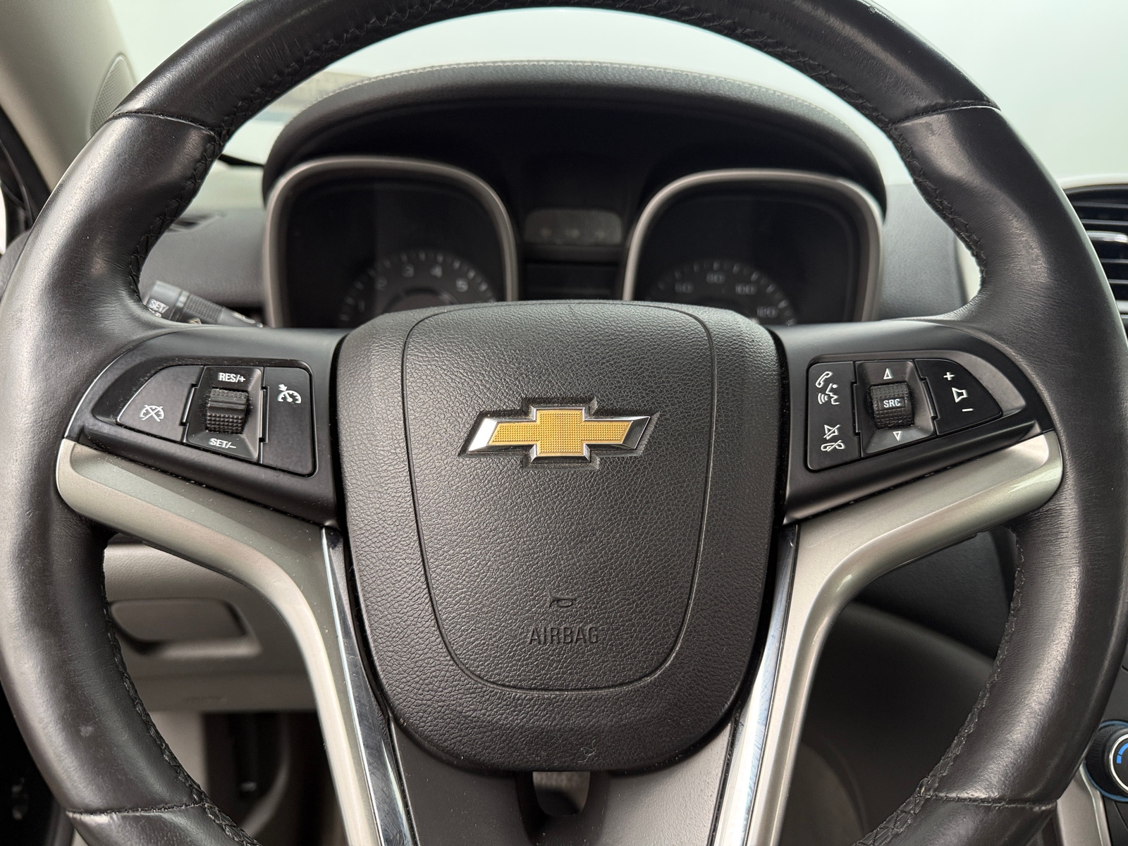 Thumbnail: 2015 Chevrolet Malibu - 4