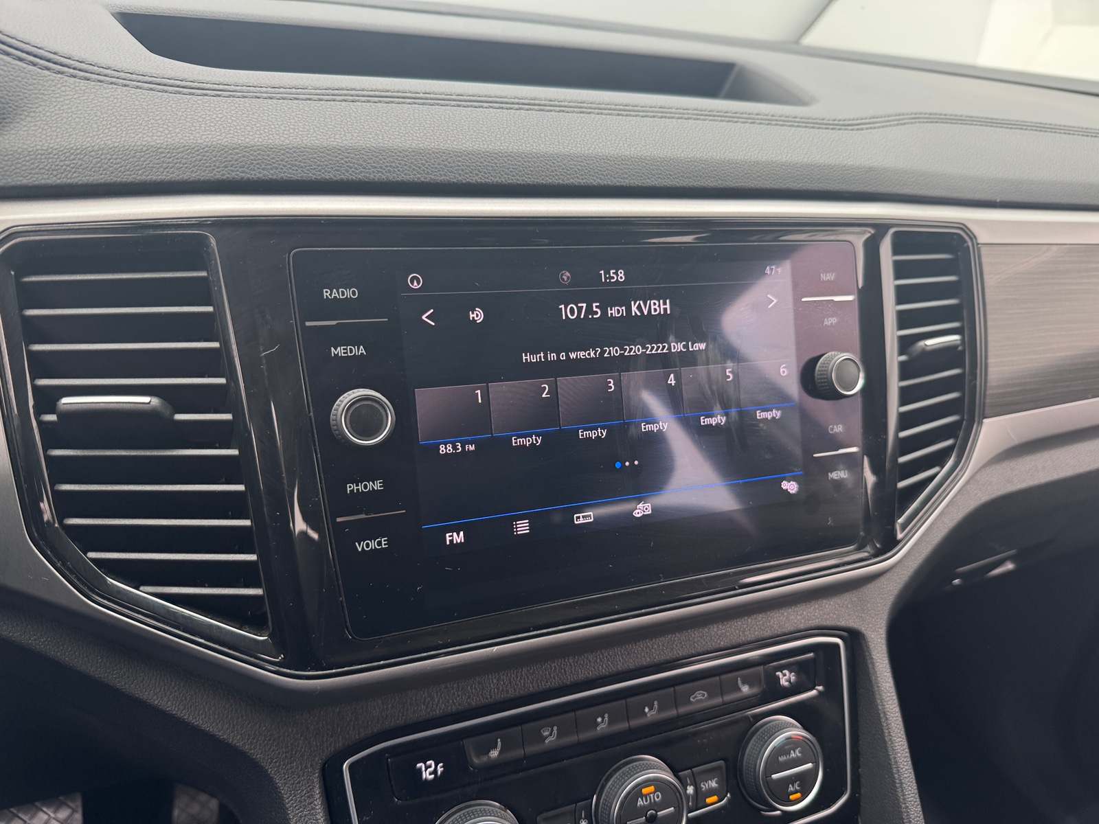 Thumbnail: 2020 Volkswagen Atlas - 3