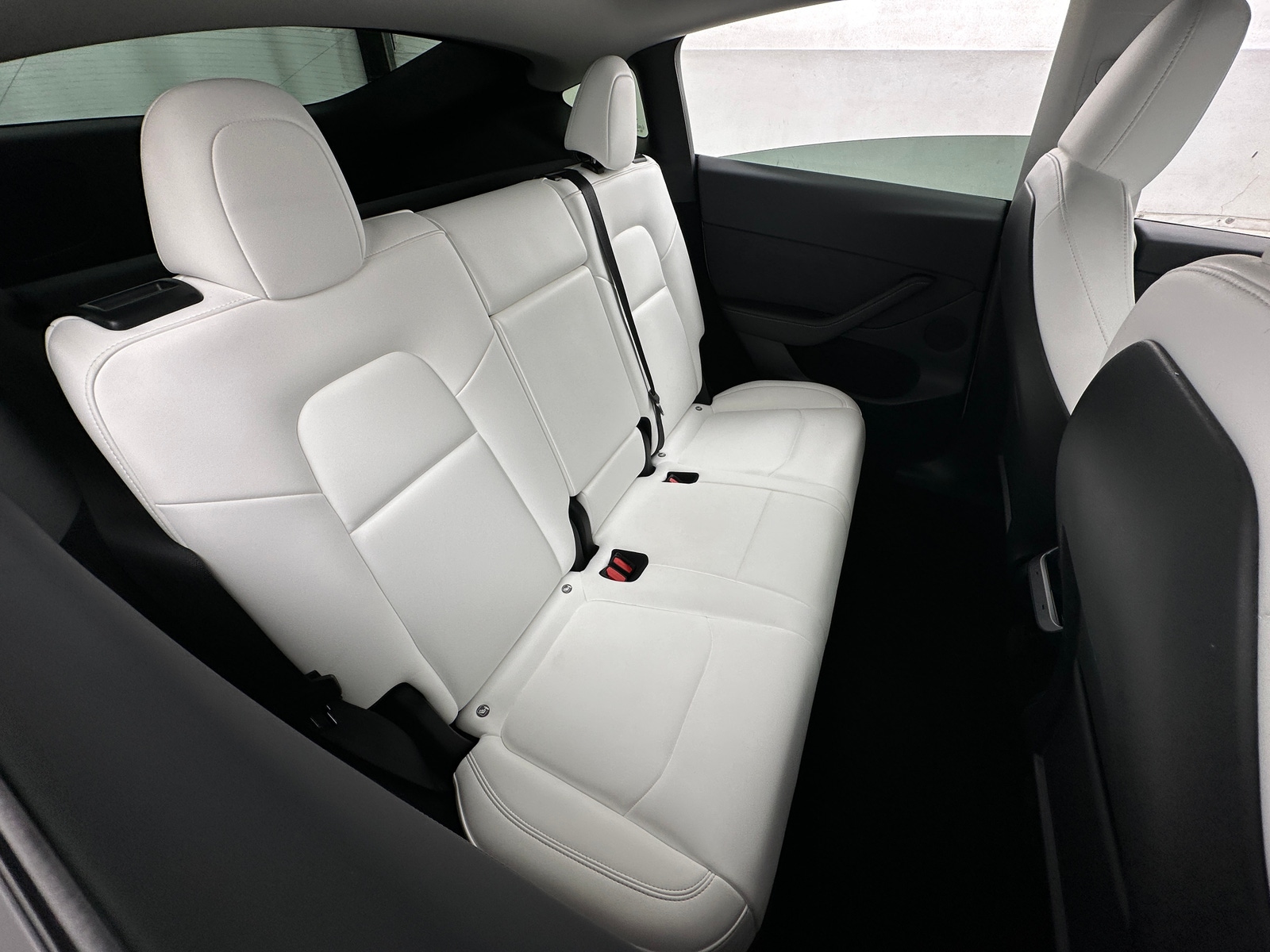 Thumbnail: 2023 Tesla Model Y - 4