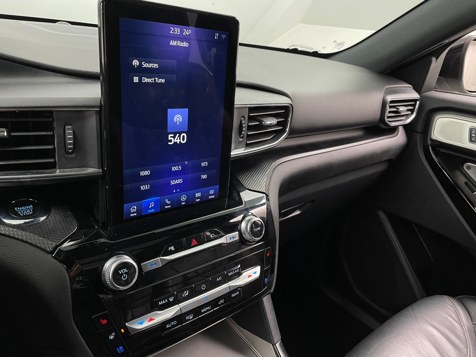 Thumbnail: 2022 Ford Explorer - 3