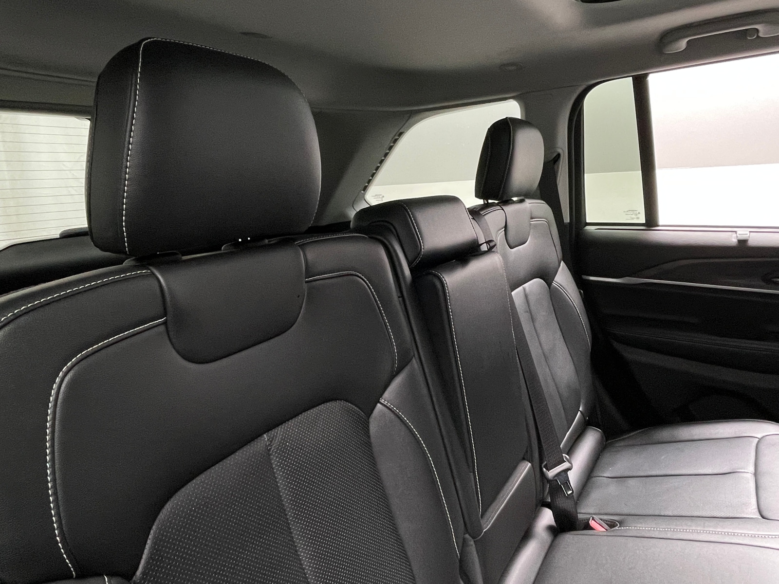 Thumbnail: 2022 Jeep Grand Cherokee - 5