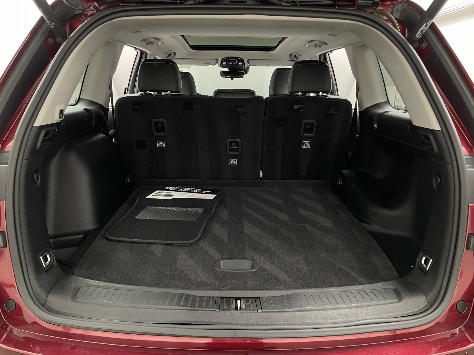 Thumbnail: 2022 Jeep Grand Cherokee - 6