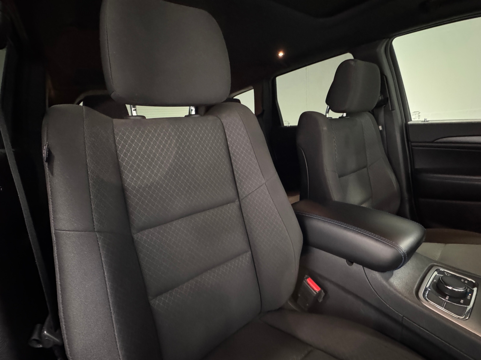 Thumbnail: 2018 Jeep Grand Cherokee - 2