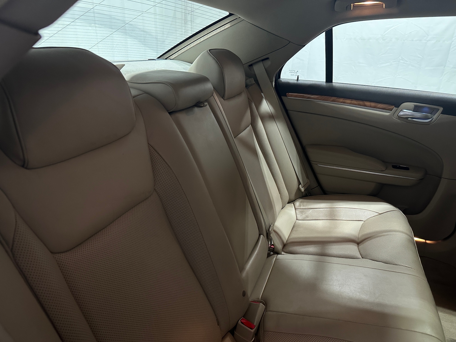 Thumbnail: 2012 Chrysler 300 - 5