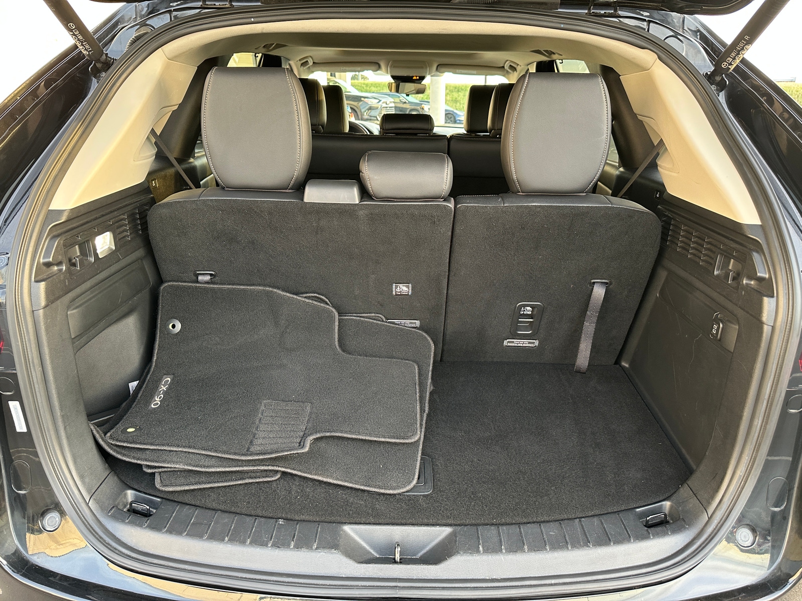 Thumbnail: 2024 Mazda CX-90 - 6