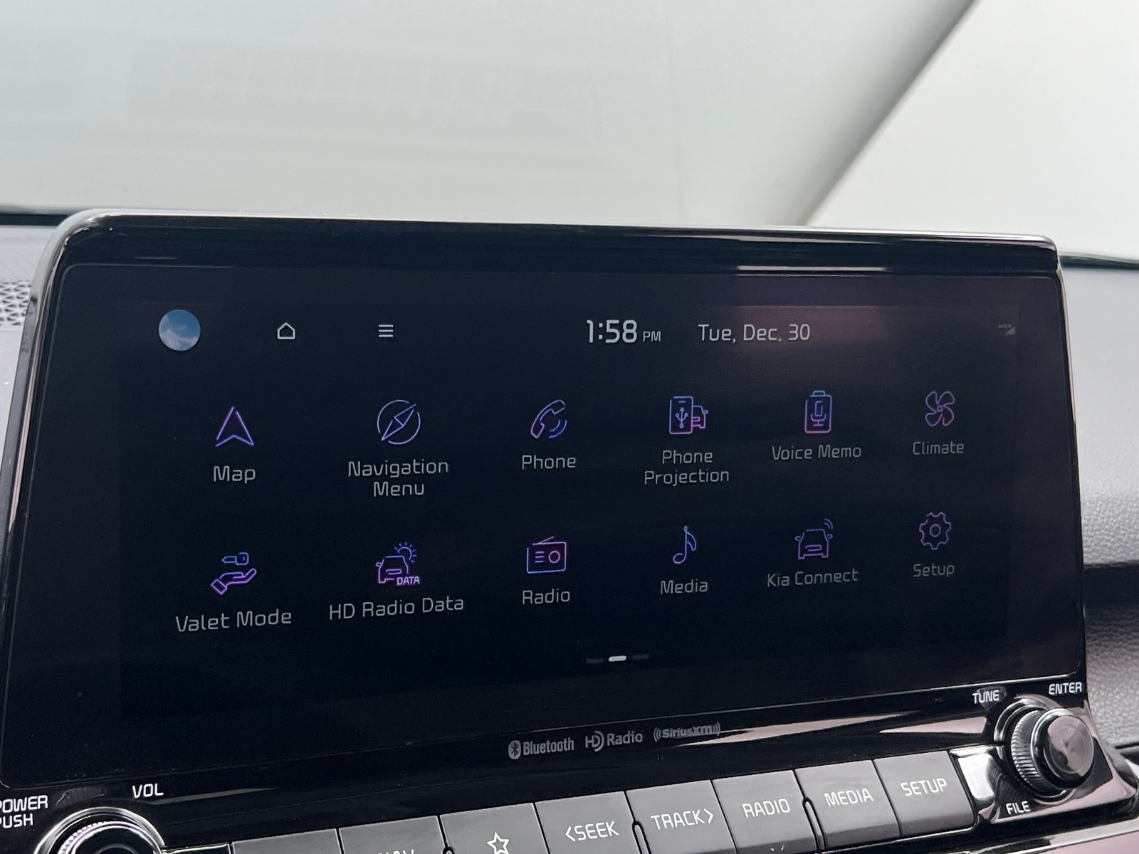 Thumbnail: 2023 Kia Seltos - 3