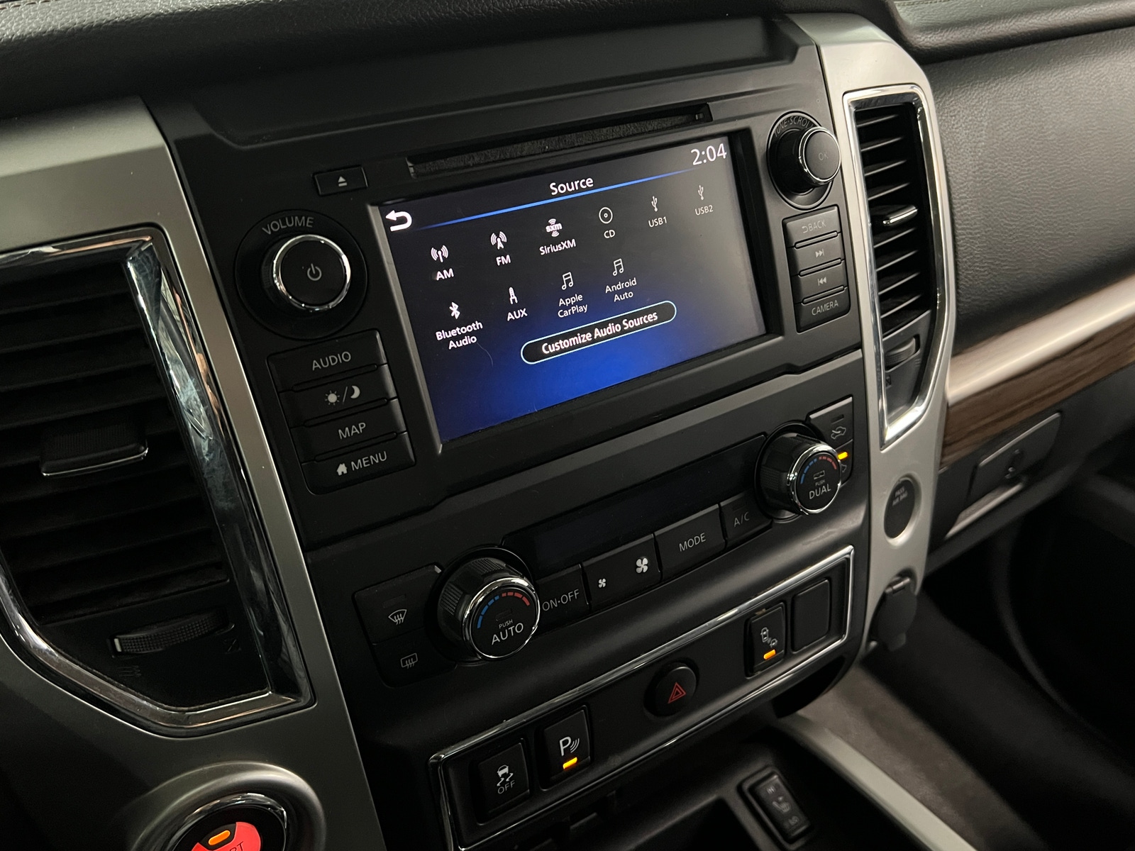 Thumbnail: 2019 Nissan Titan - 3