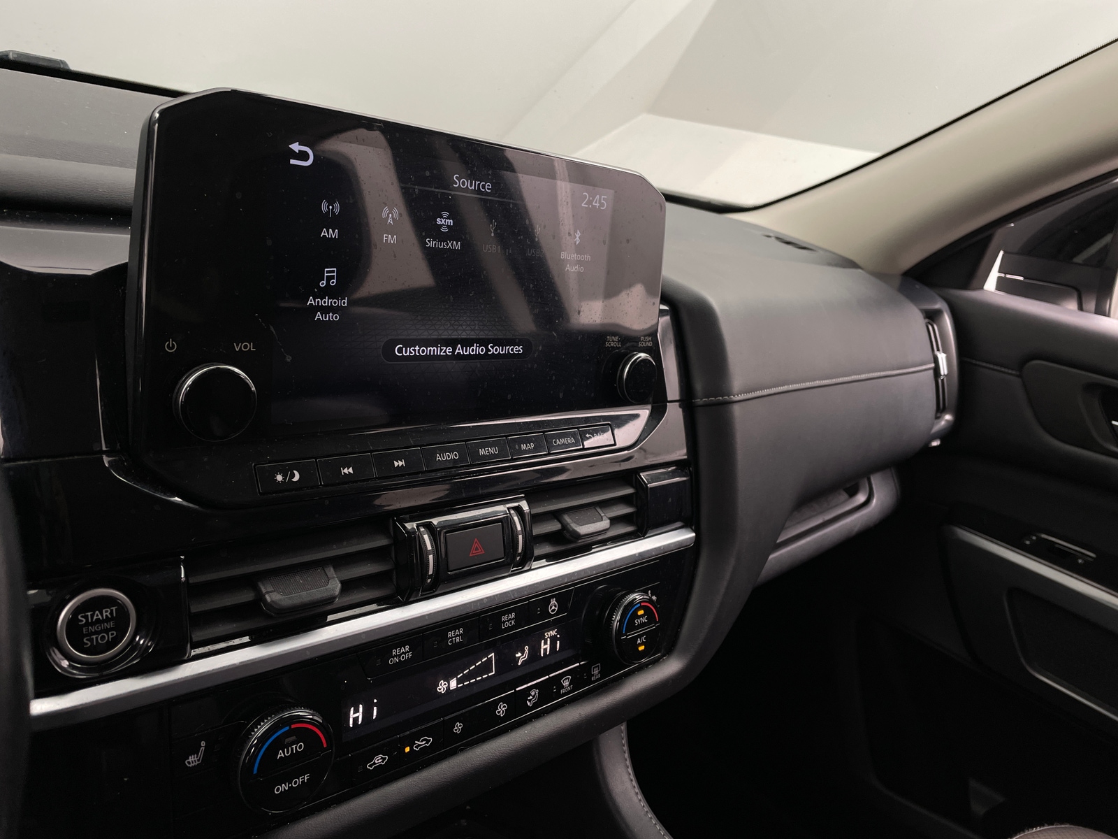 Thumbnail: 2023 Nissan Pathfinder - 3