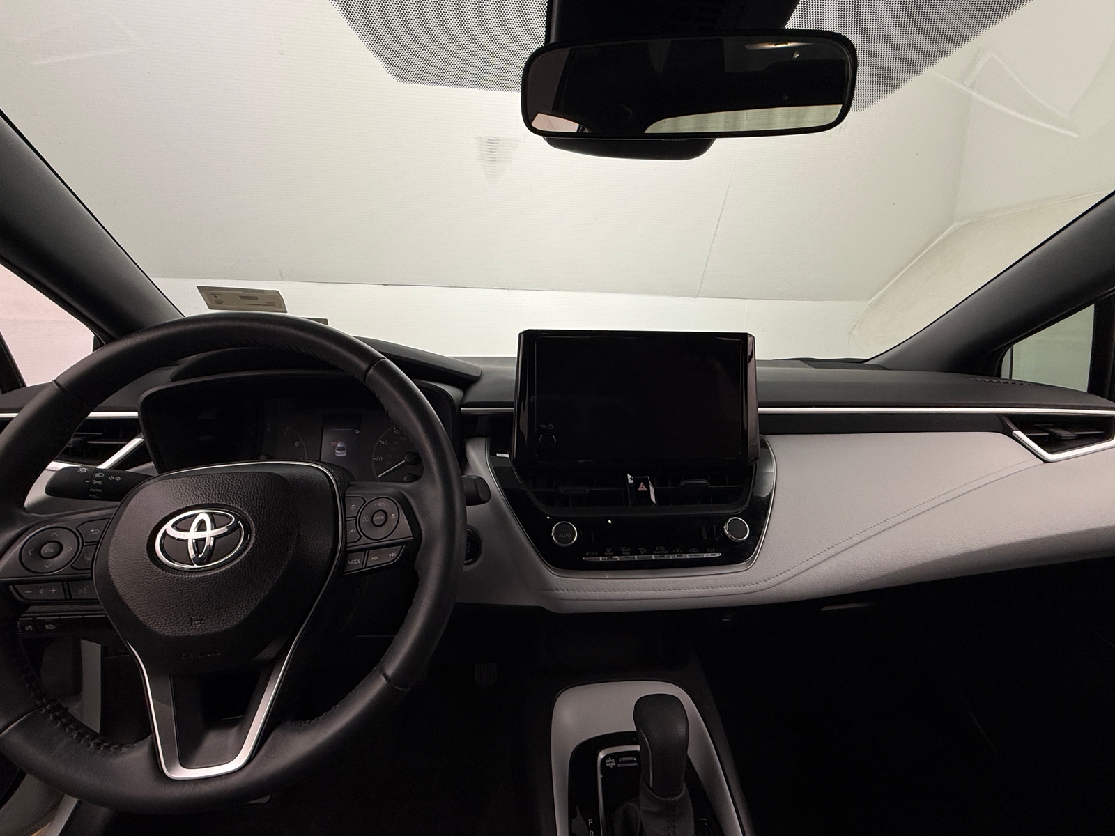 Thumbnail: 2024 Toyota Corolla - 3