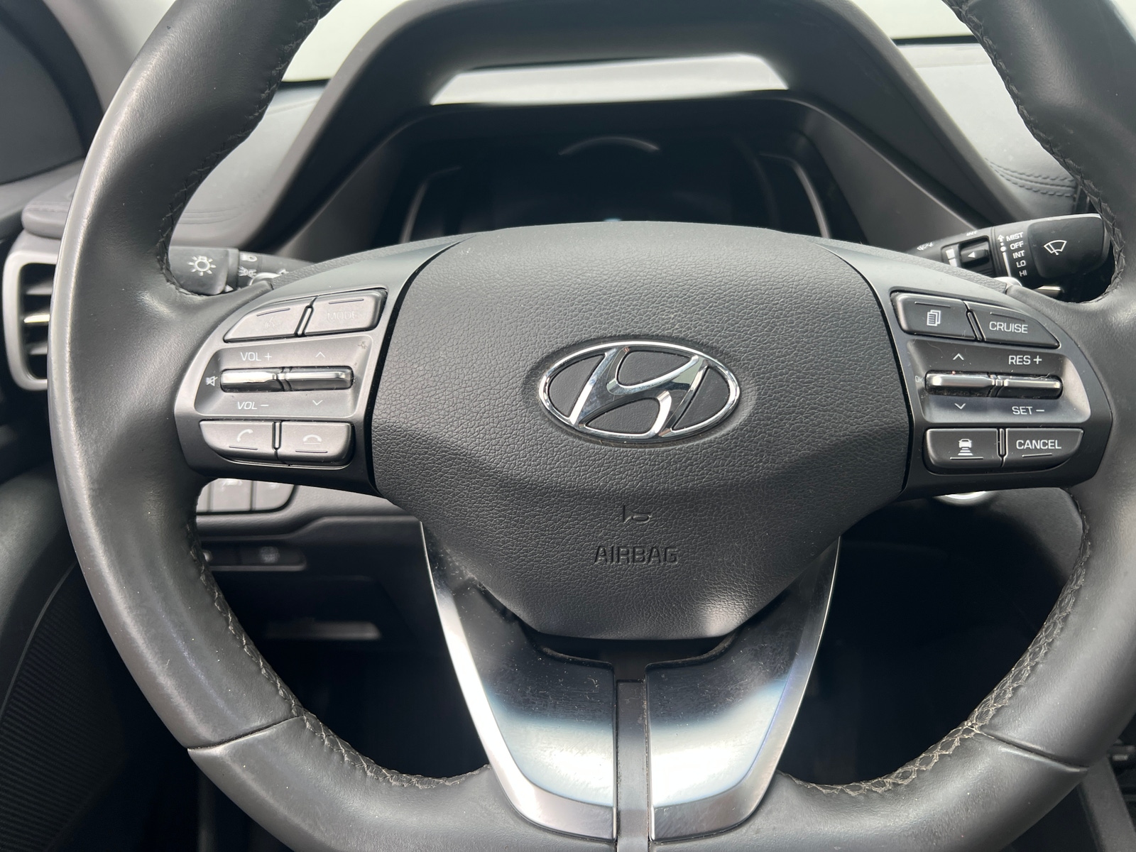 Thumbnail: 2021 Hyundai Ioniq - 4