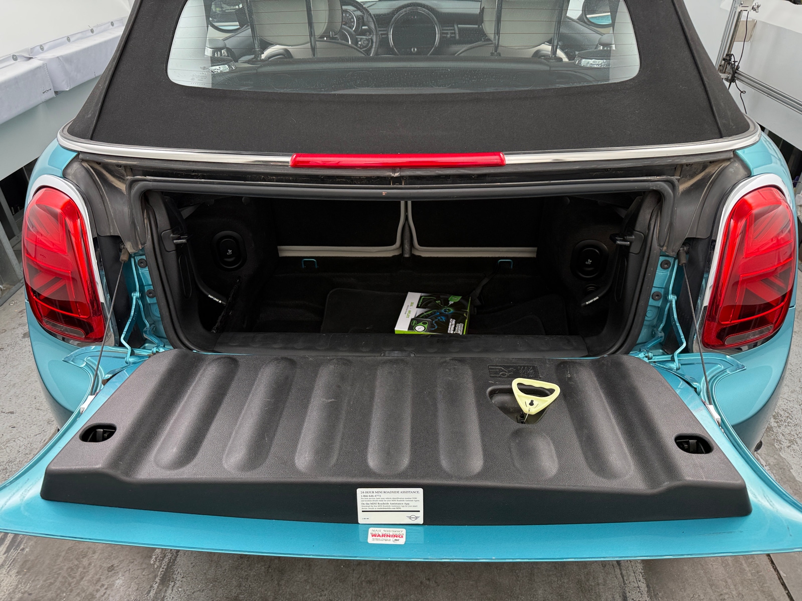 Thumbnail: 2019 MINI Cooper Convertible - 6