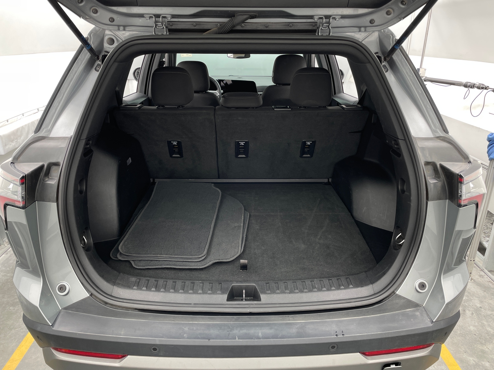 Thumbnail: 2025 Chevrolet Equinox - 7