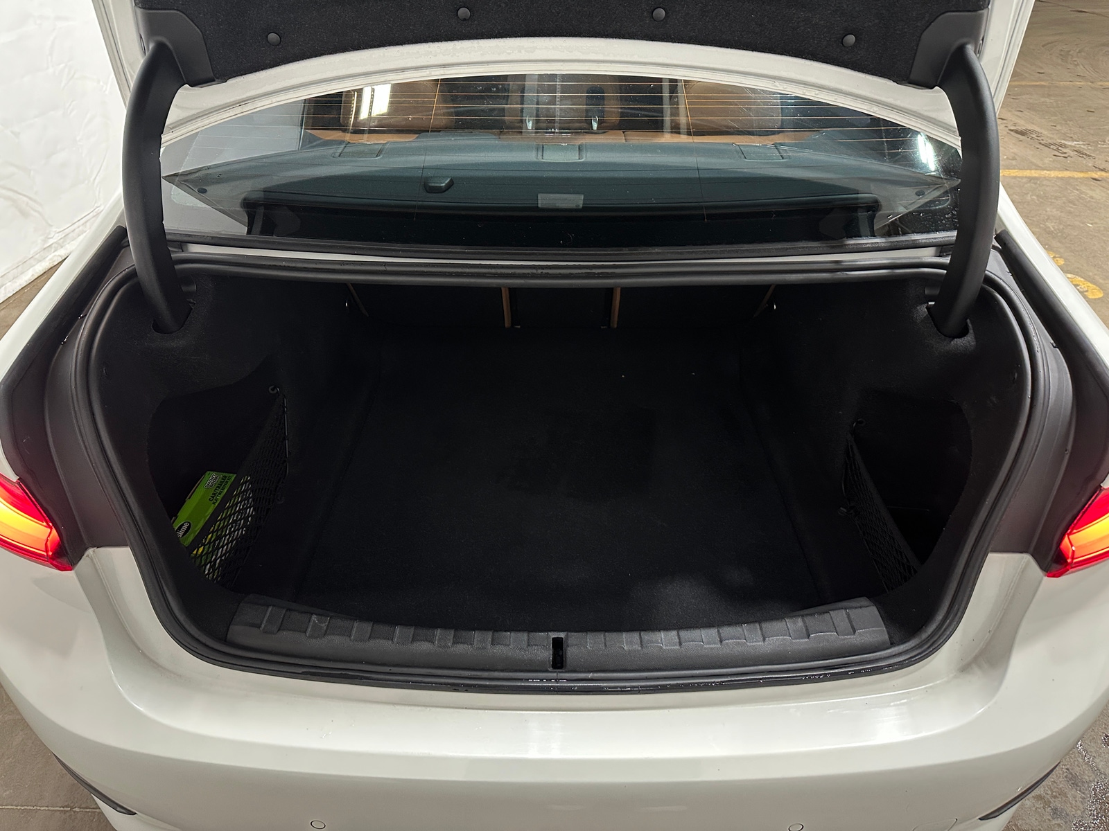 Thumbnail: 2020 BMW 3 Series - 6