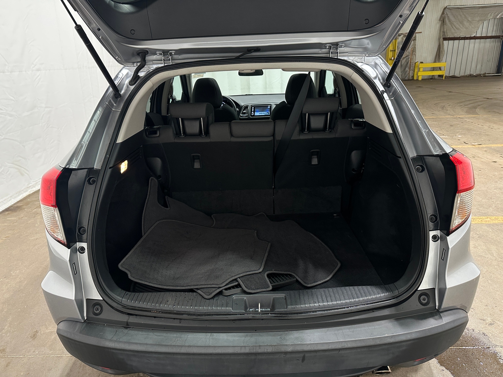 Thumbnail: 2020 Honda HR-V - 7