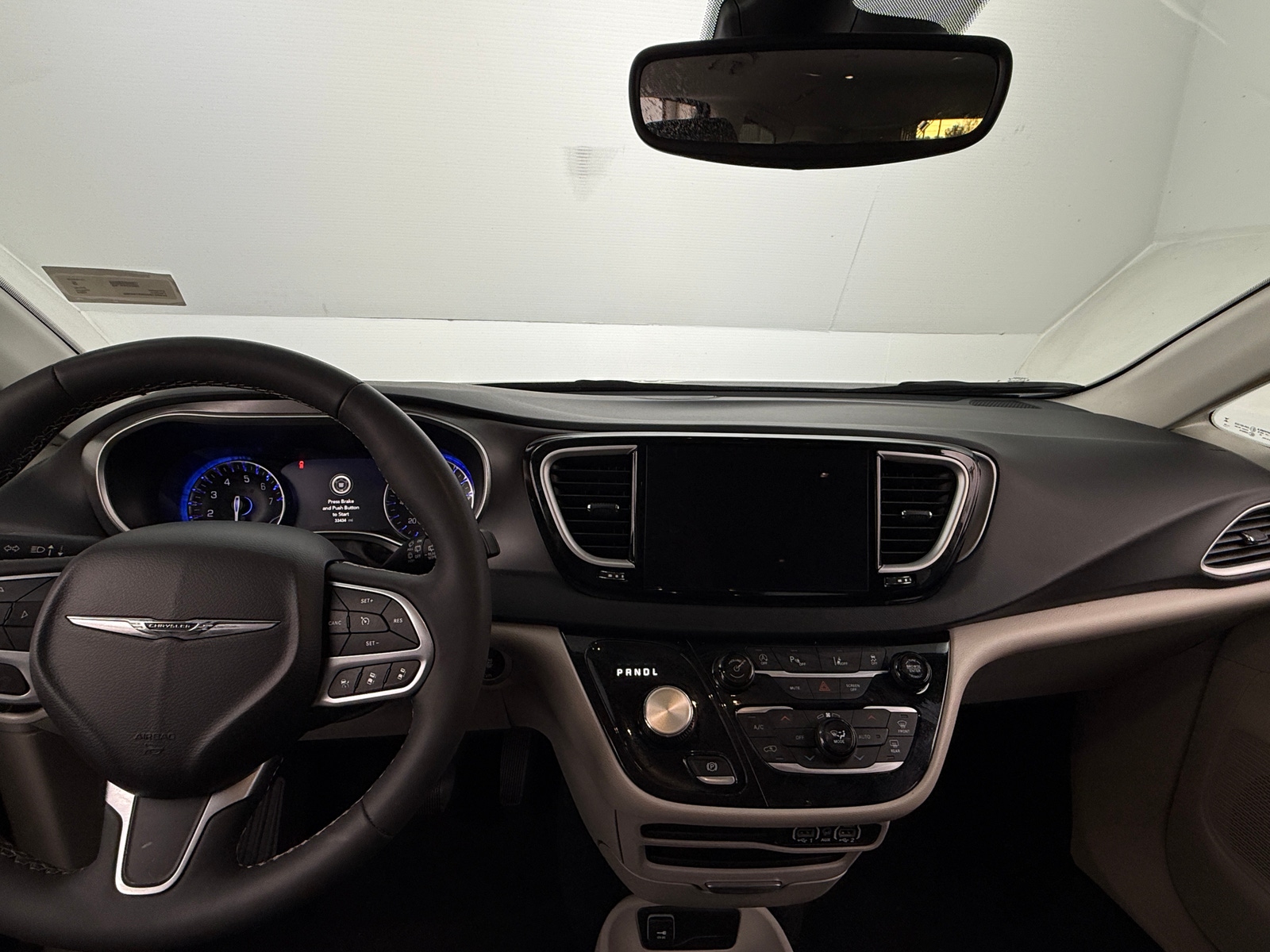 Thumbnail: 2024 Chrysler Pacifica - 2